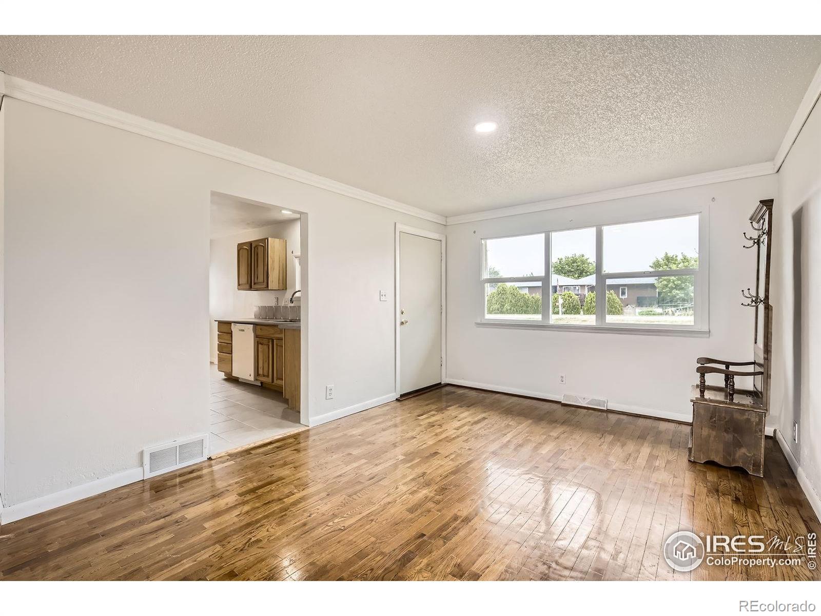 MLS Image #5 for 4331  page place,loveland, Colorado