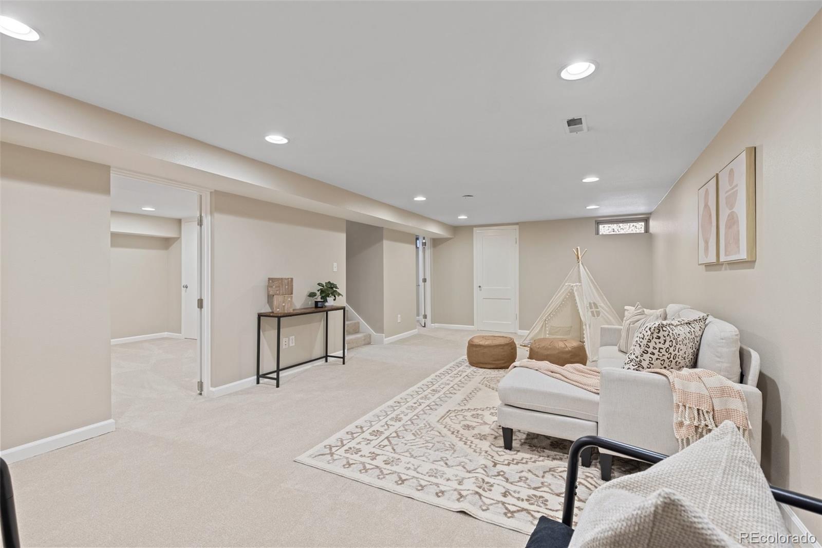 MLS Image #22 for 2880 n glencoe street,denver, Colorado