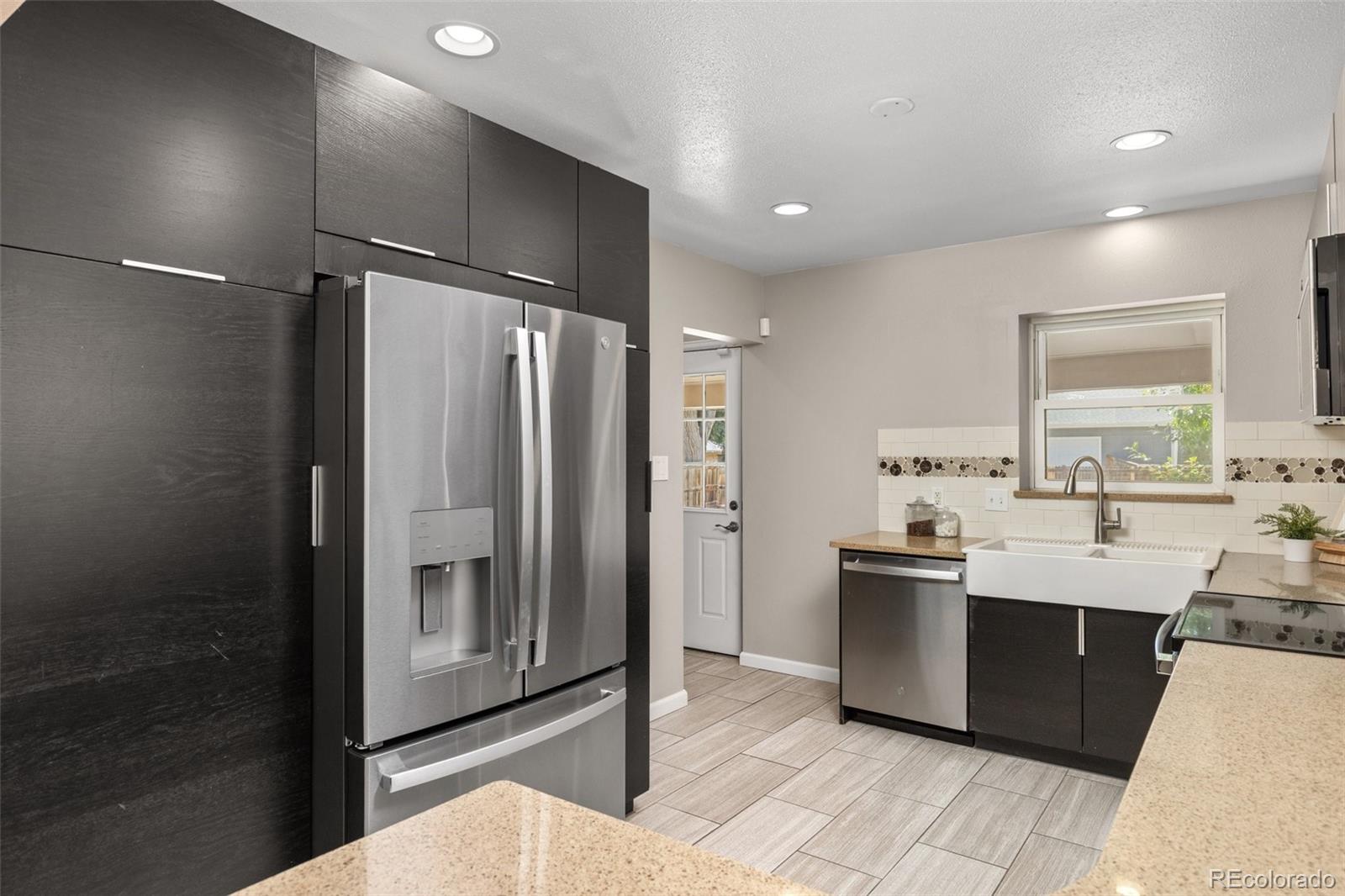 MLS Image #7 for 2880 n glencoe street,denver, Colorado