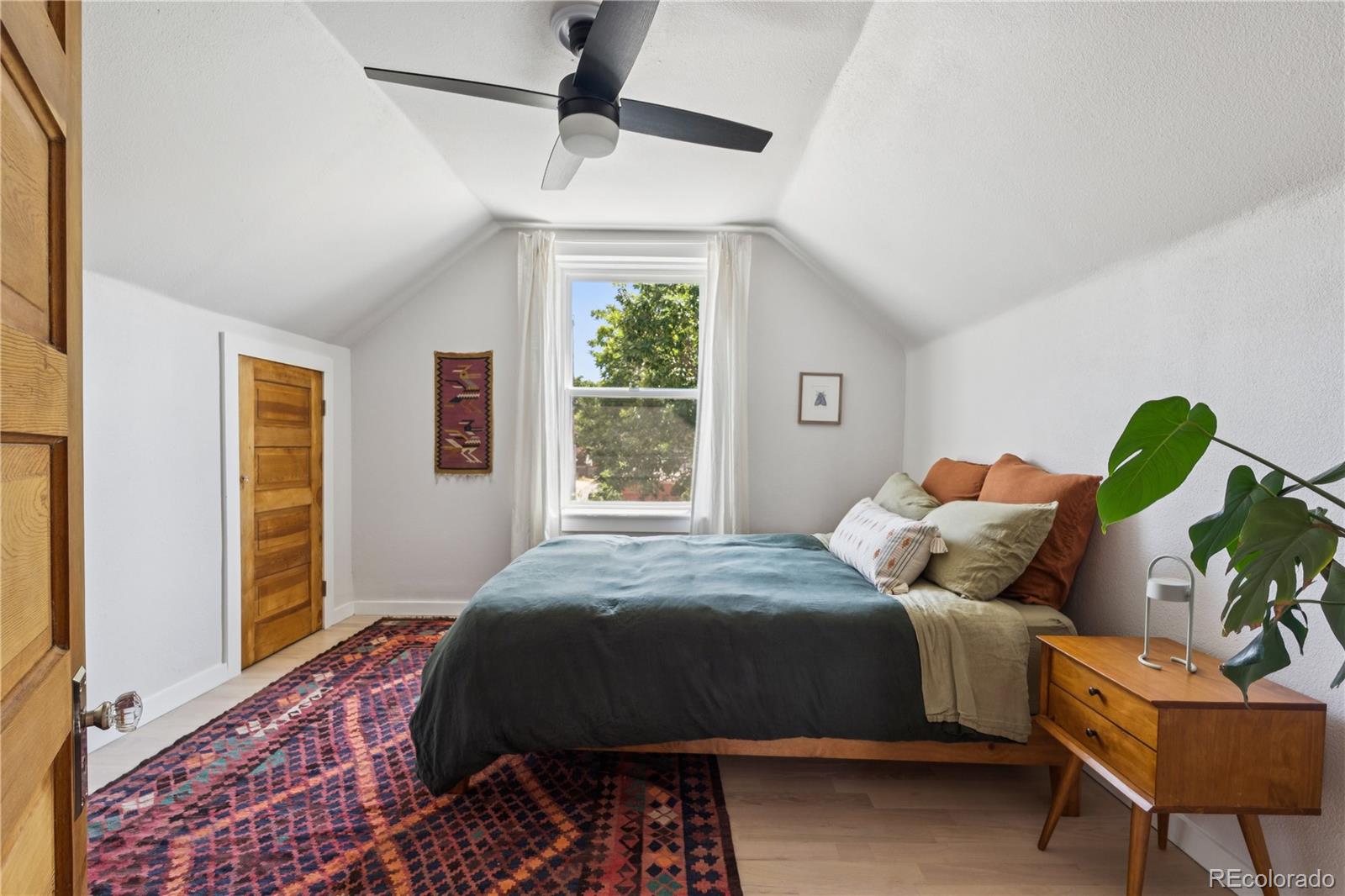 MLS Image #10 for 1519 e 29th avenue,denver, Colorado