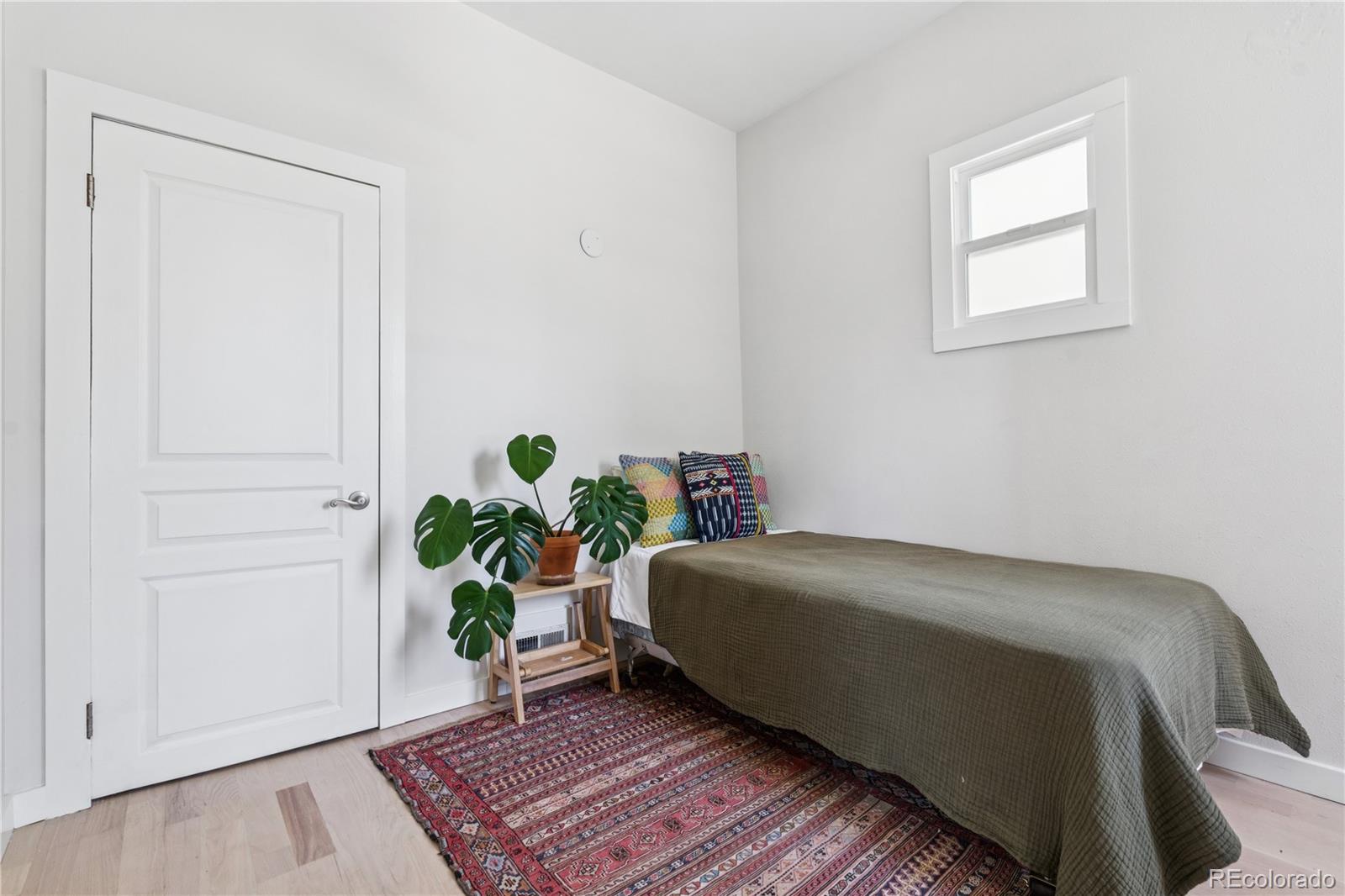 MLS Image #18 for 1519 e 29th avenue,denver, Colorado