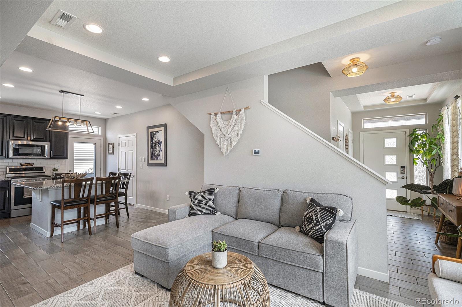 MLS Image #6 for 17996 e 54th avenue,denver, Colorado