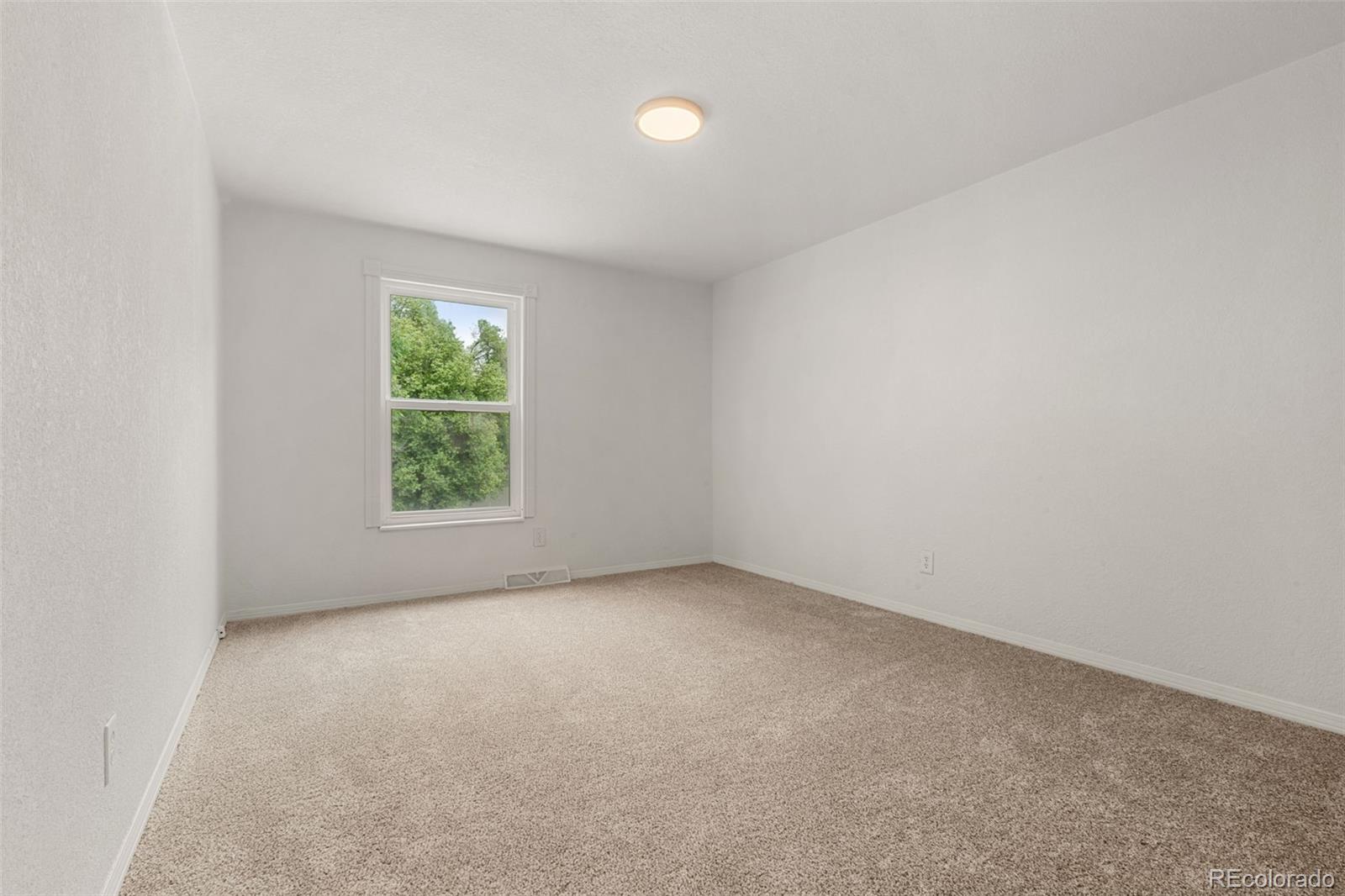 MLS Image #15 for 12671 e bates circle,aurora, Colorado