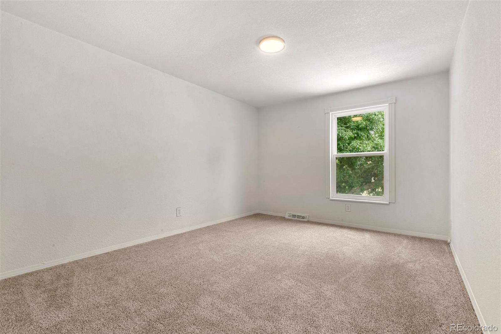 MLS Image #16 for 12671 e bates circle,aurora, Colorado
