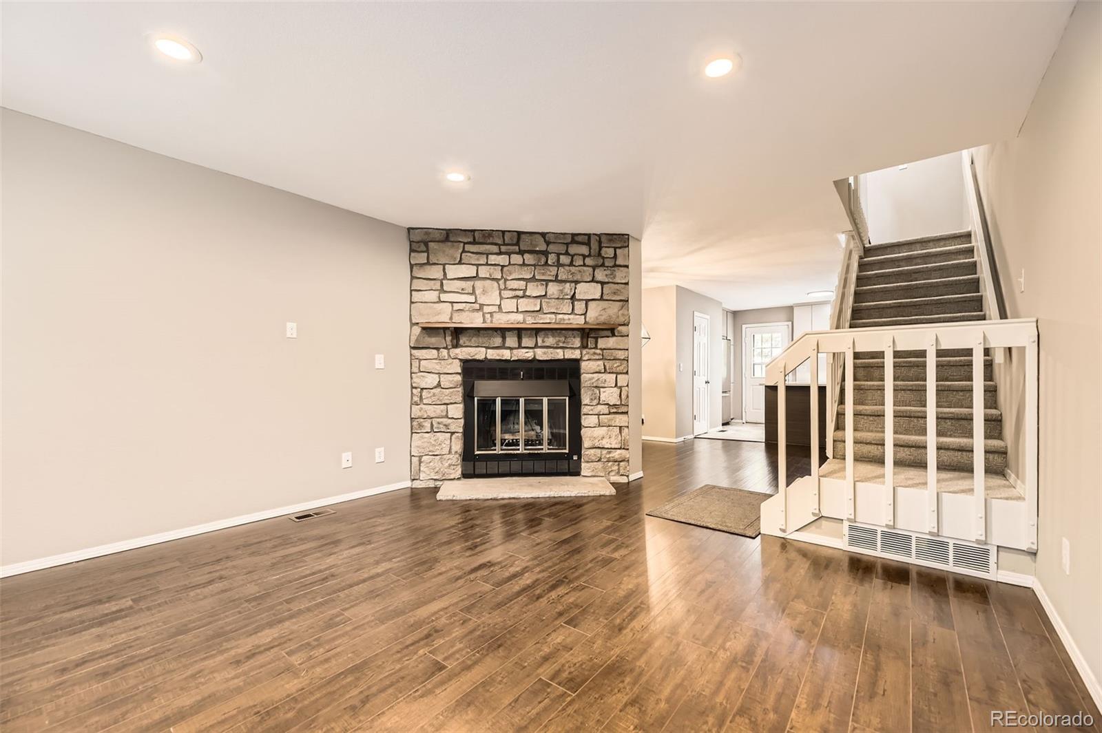 MLS Image #6 for 8243 s fillmore circle,centennial, Colorado