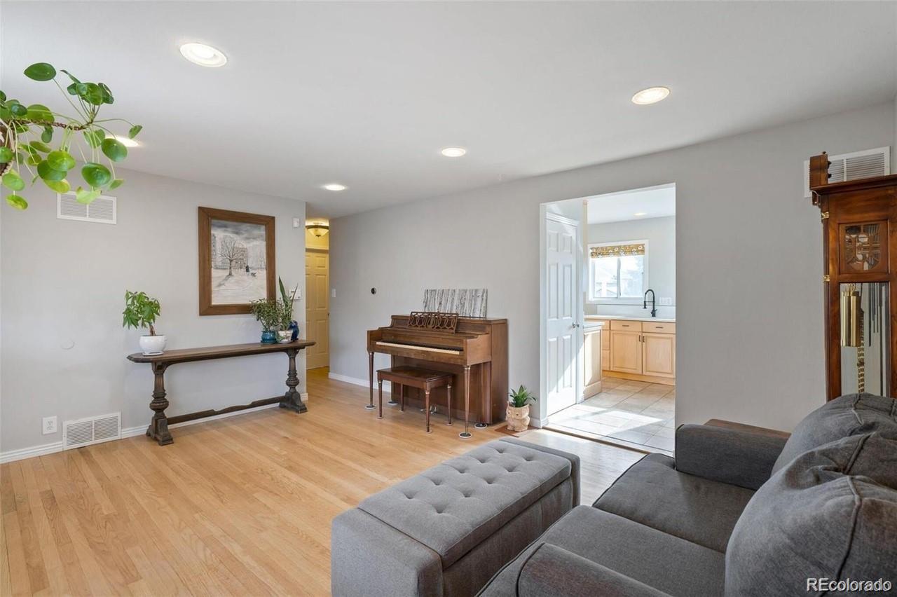 MLS Image #6 for 1166  rosemary street,denver, Colorado
