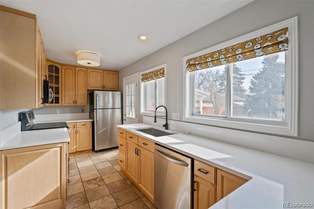 MLS Image #9 for 1166  rosemary street,denver, Colorado