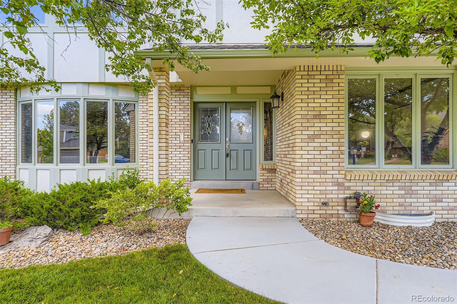 MLS Image #1 for 5723 s kittredge street,centennial, Colorado