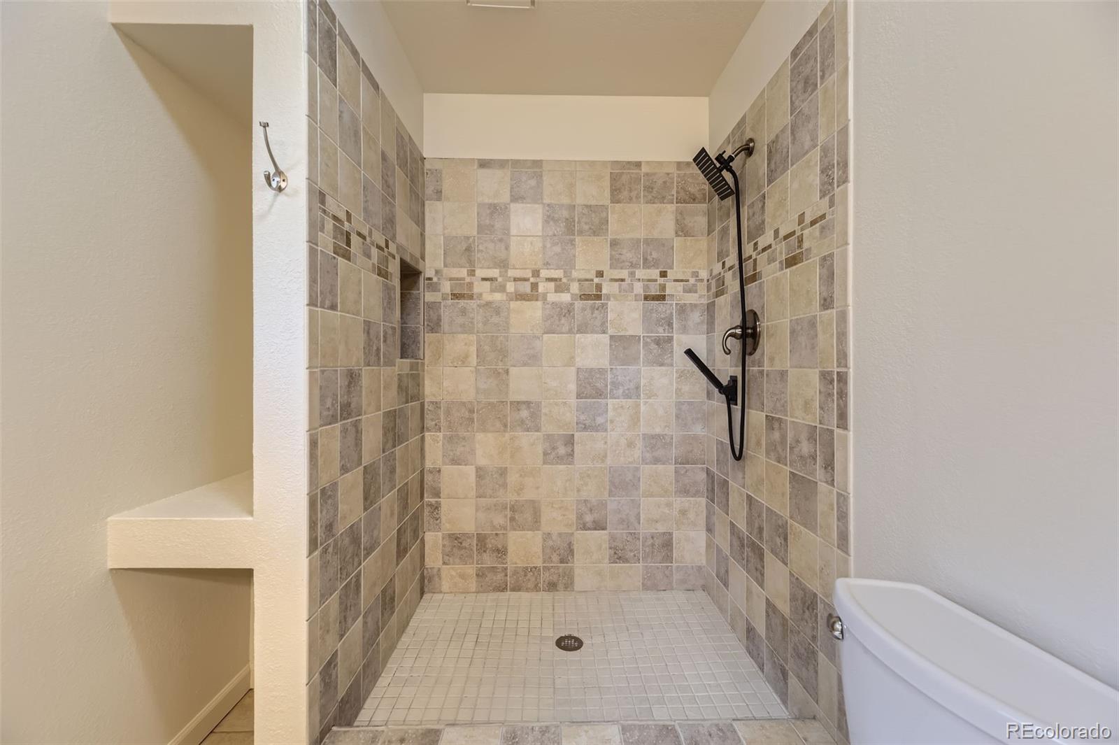 MLS Image #29 for 5723 s kittredge street,centennial, Colorado