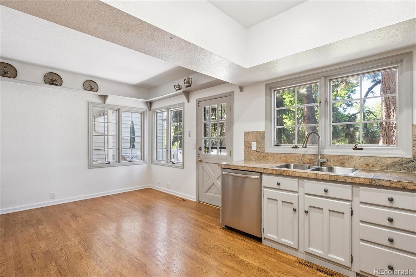 MLS Image #23 for 4675 s yosemite street,denver, Colorado