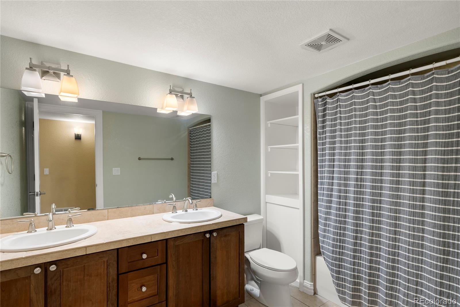 MLS Image #28 for 1544 s elizabeth street,denver, Colorado