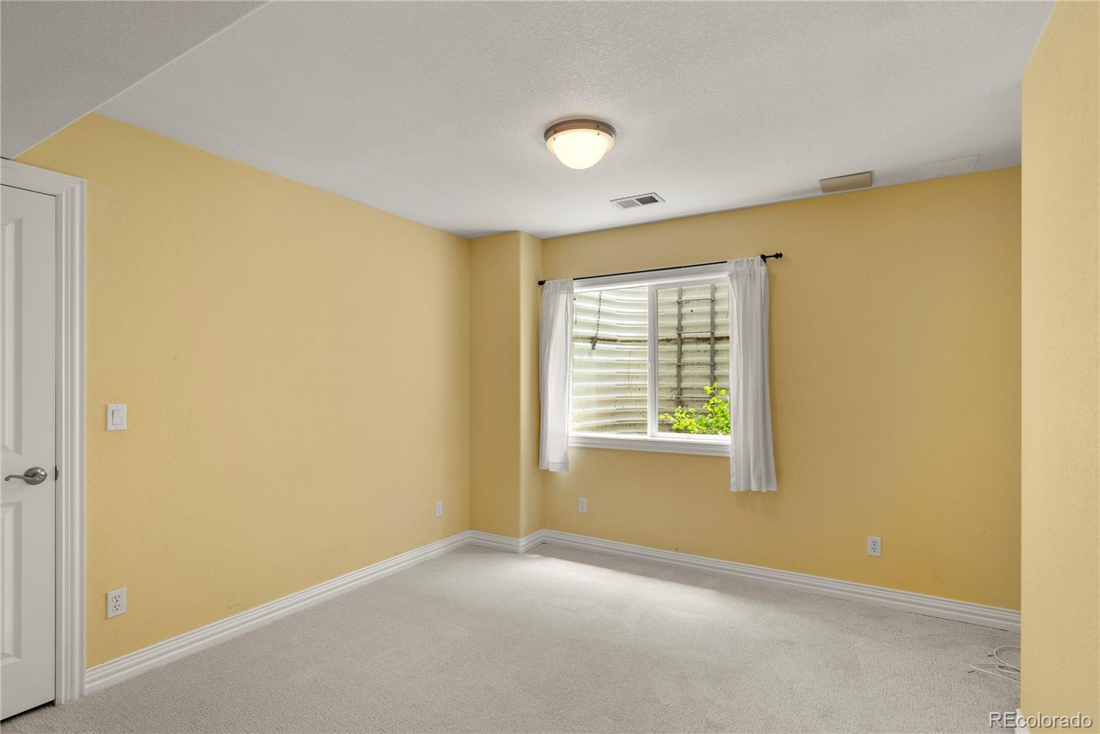 MLS Image #29 for 1544 s elizabeth street,denver, Colorado