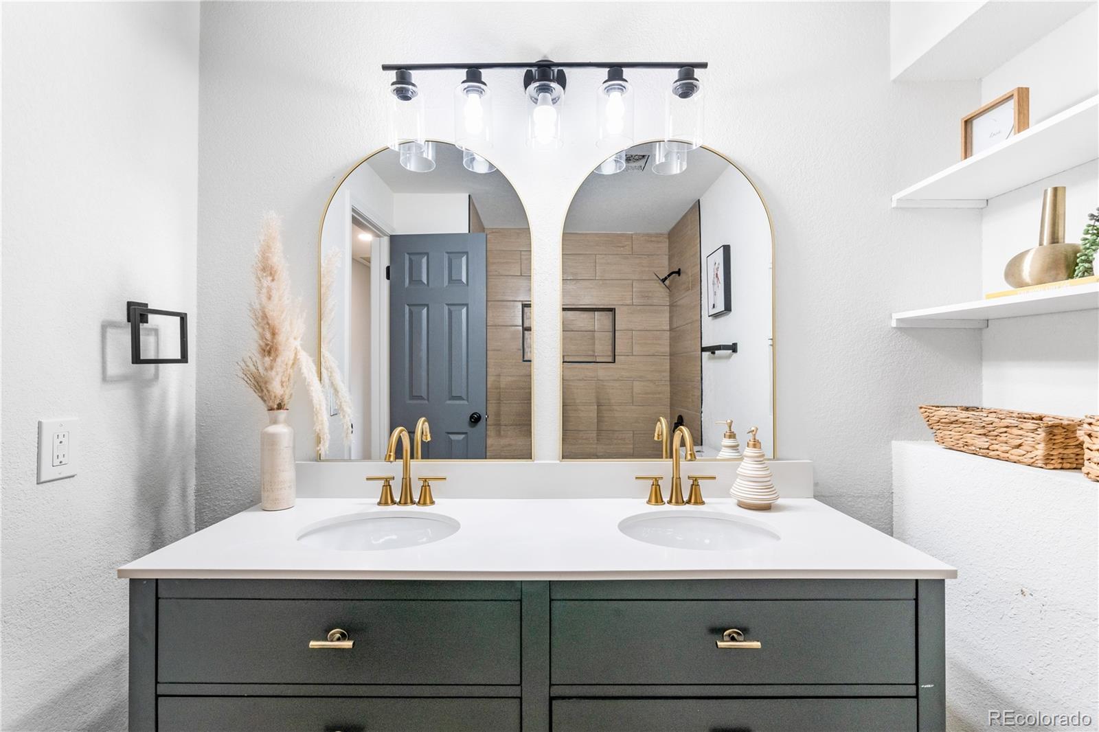 MLS Image #13 for 544 s victor way,aurora, Colorado