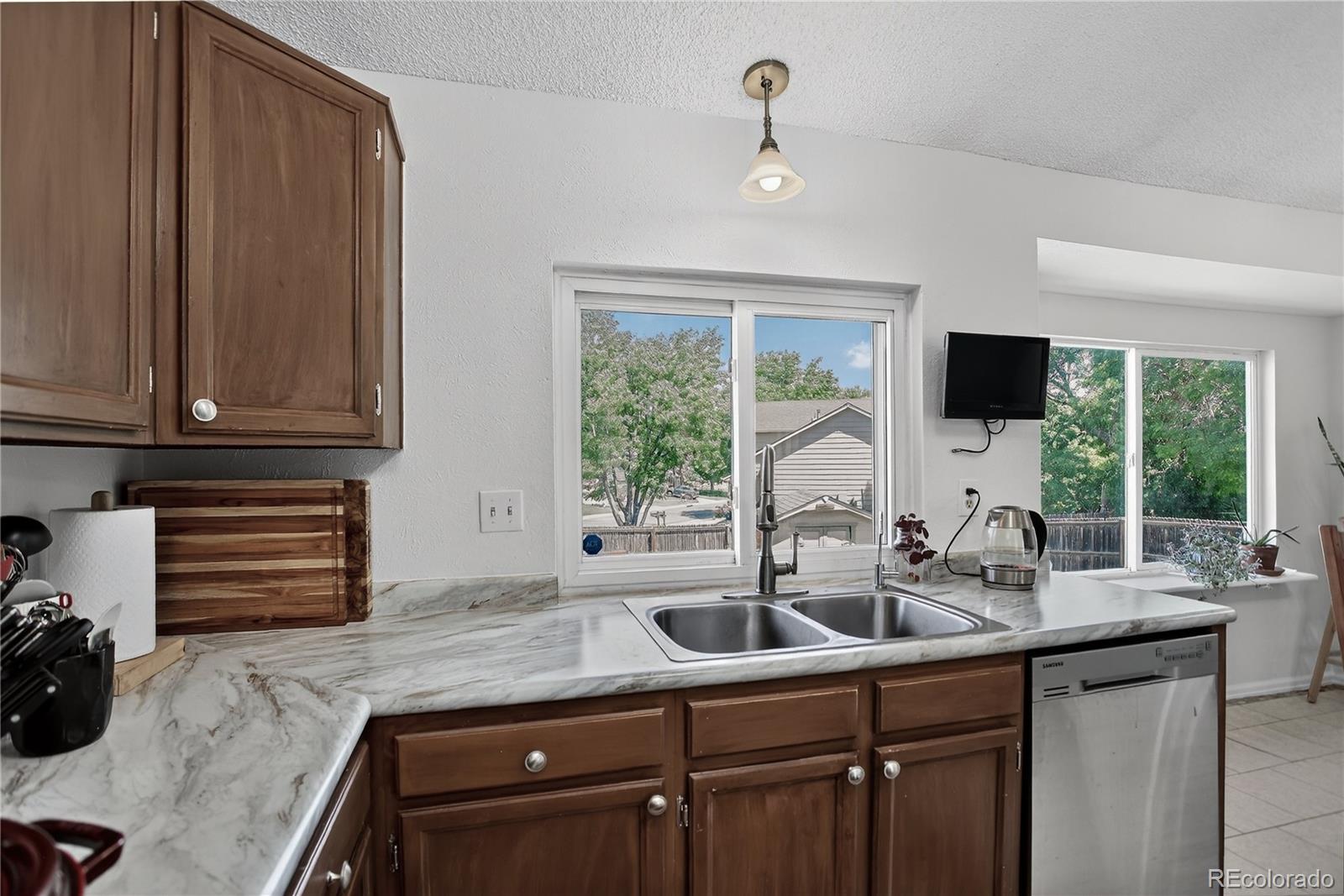 MLS Image #8 for 12143  dahlia drive,thornton, Colorado