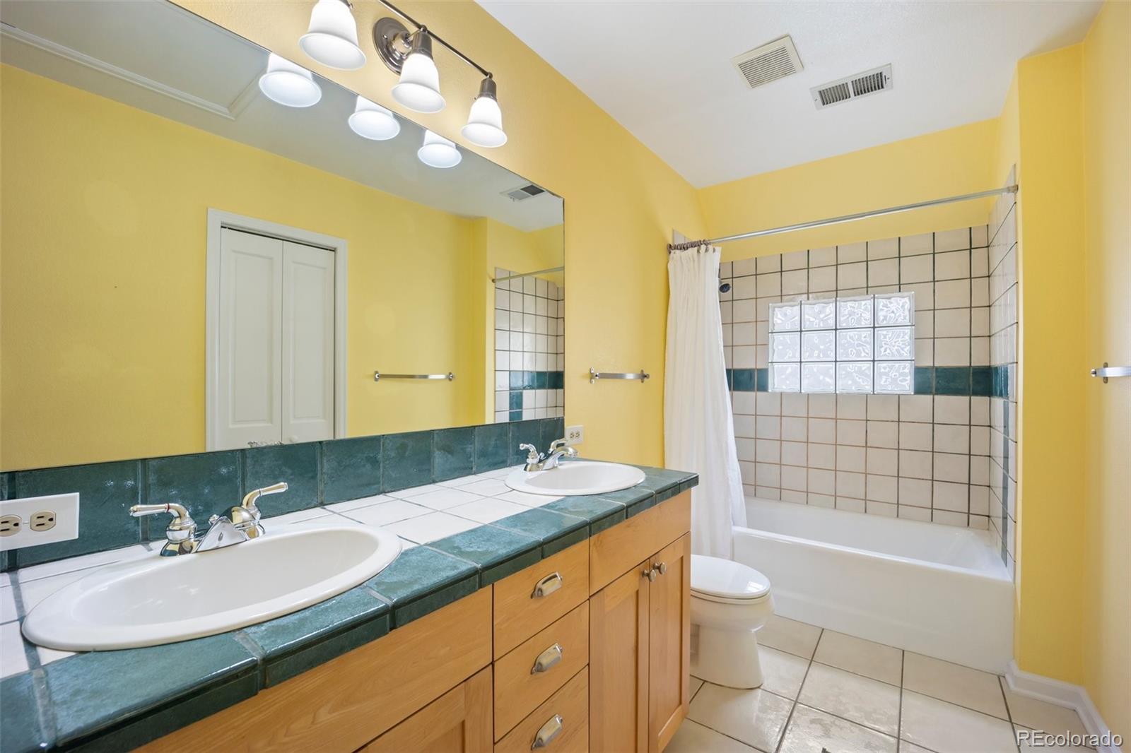 MLS Image #20 for 2432 s columbine street,denver, Colorado