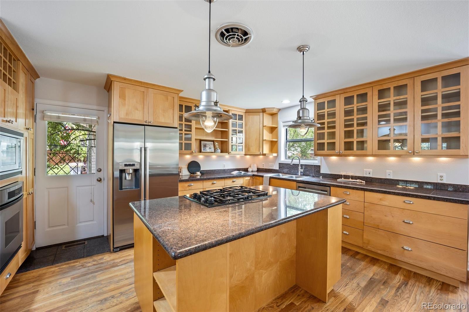 MLS Image #7 for 2432 s columbine street,denver, Colorado