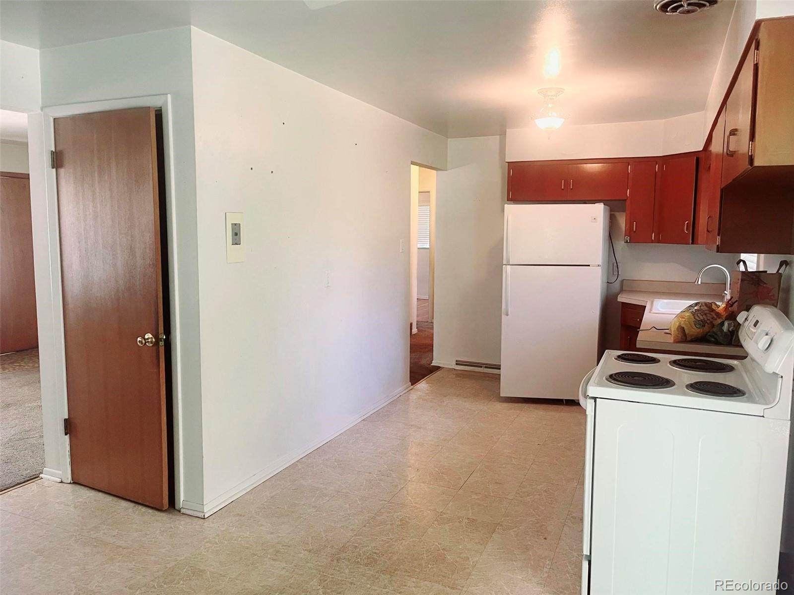 MLS Image #11 for 451  lansing street,aurora, Colorado
