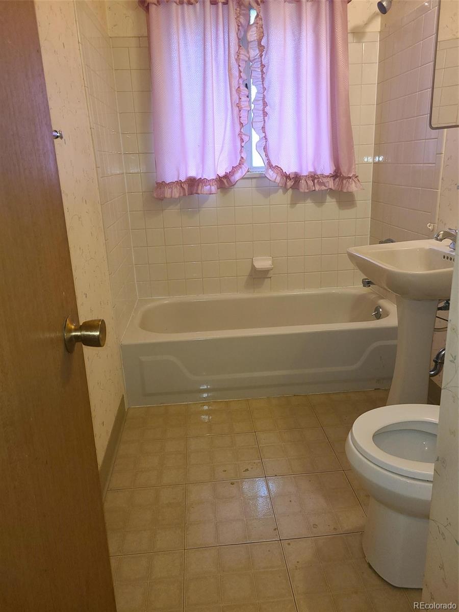 MLS Image #6 for 451  lansing street,aurora, Colorado