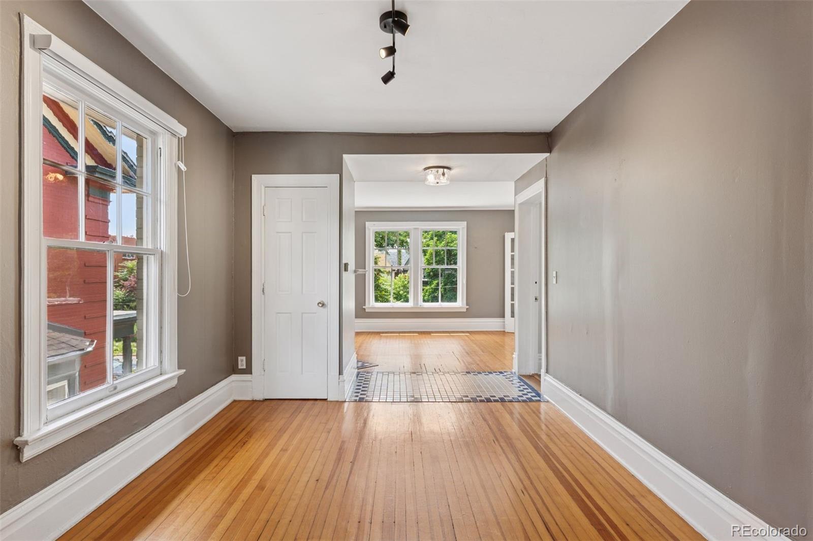 MLS Image #18 for 1352 n downing street,denver, Colorado