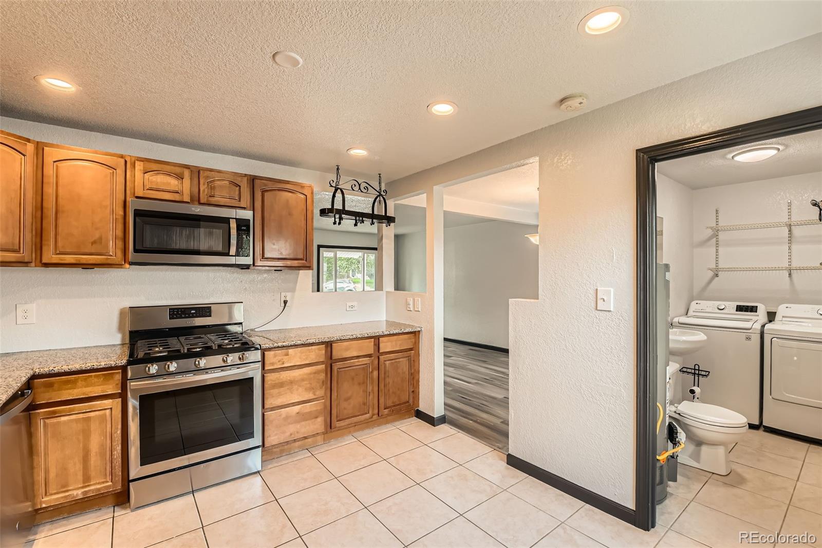 MLS Image #10 for 9470  lillian lane,thornton, Colorado