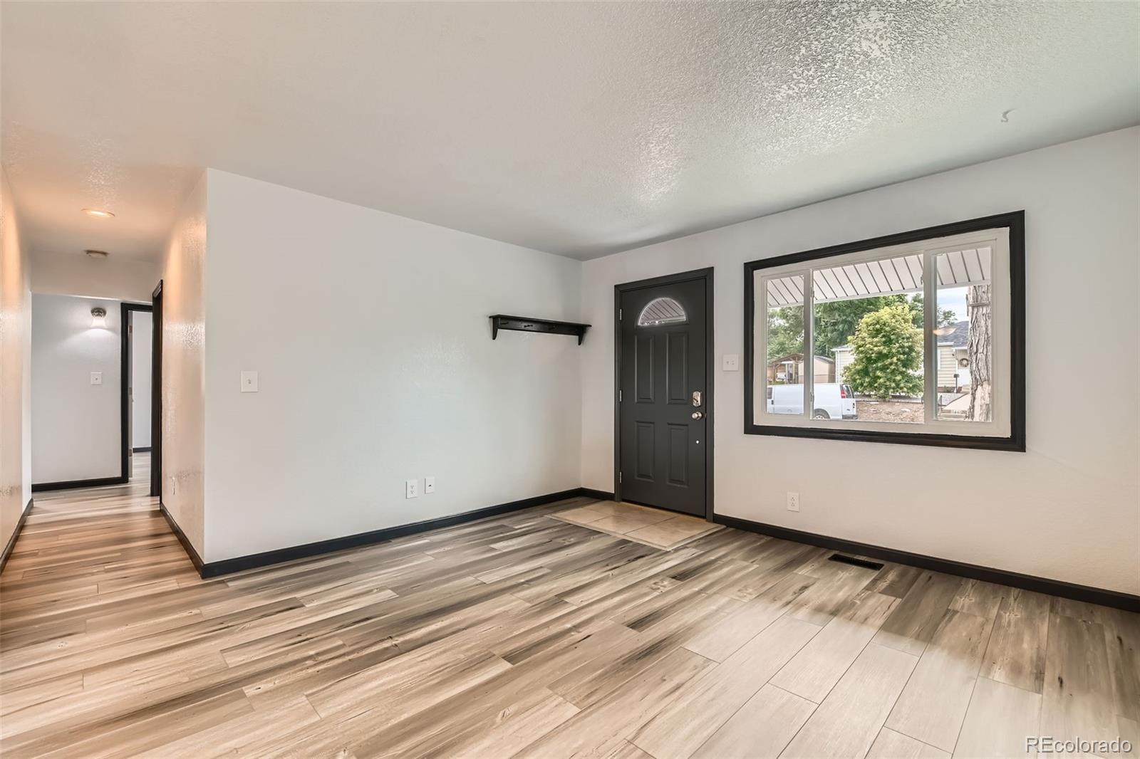 MLS Image #4 for 9470  lillian lane,thornton, Colorado