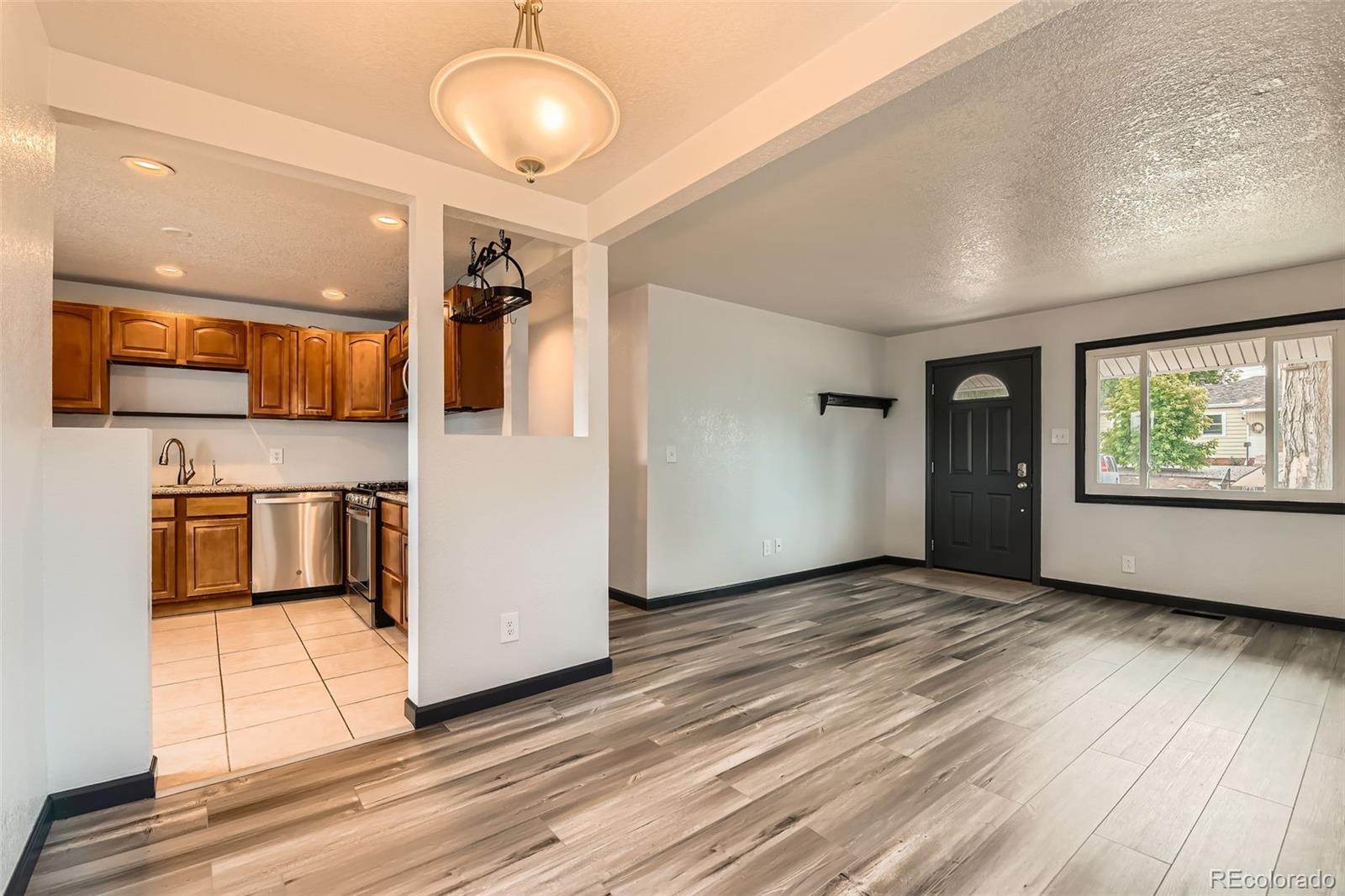 MLS Image #7 for 9470  lillian lane,thornton, Colorado