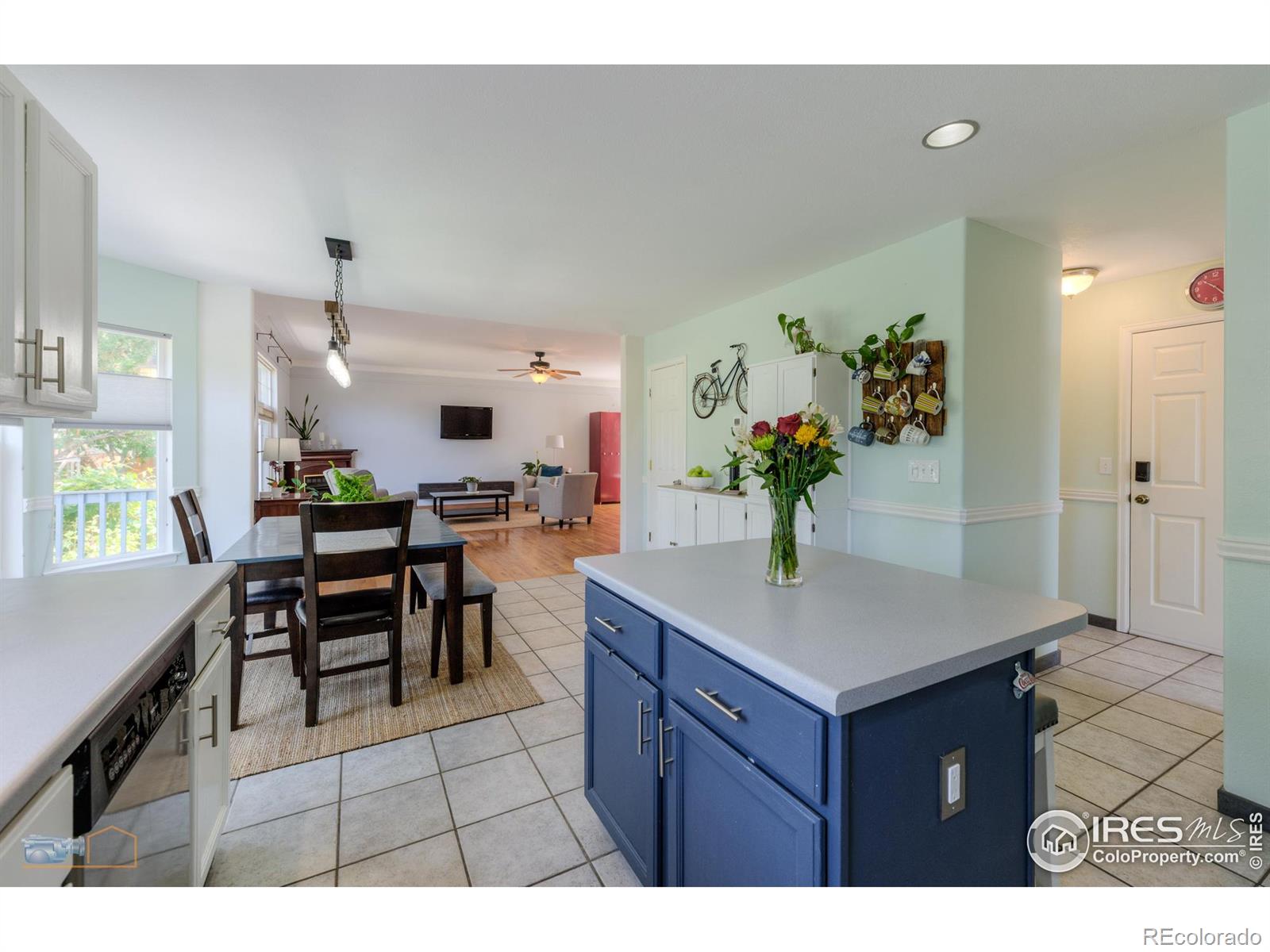 MLS Image #8 for 3598  larkspur drive,longmont, Colorado