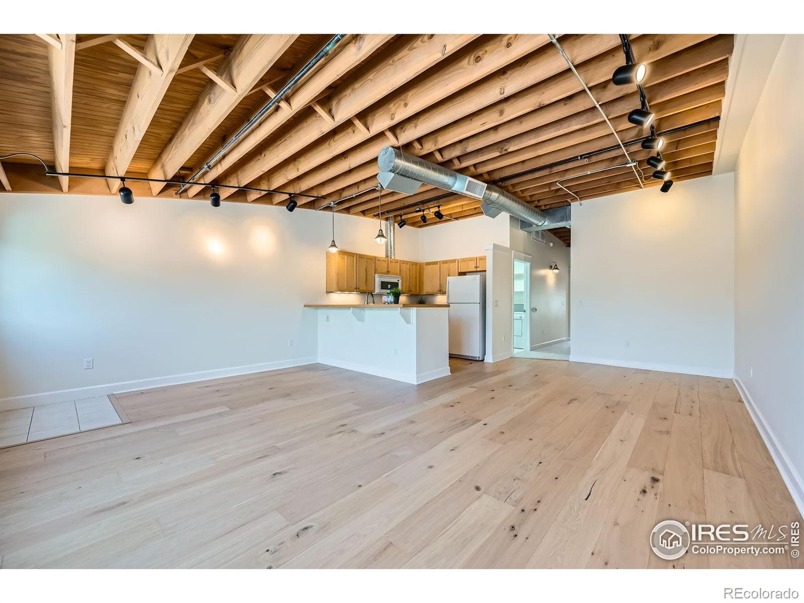 MLS Image #3 for 1941  pearl street,boulder, Colorado