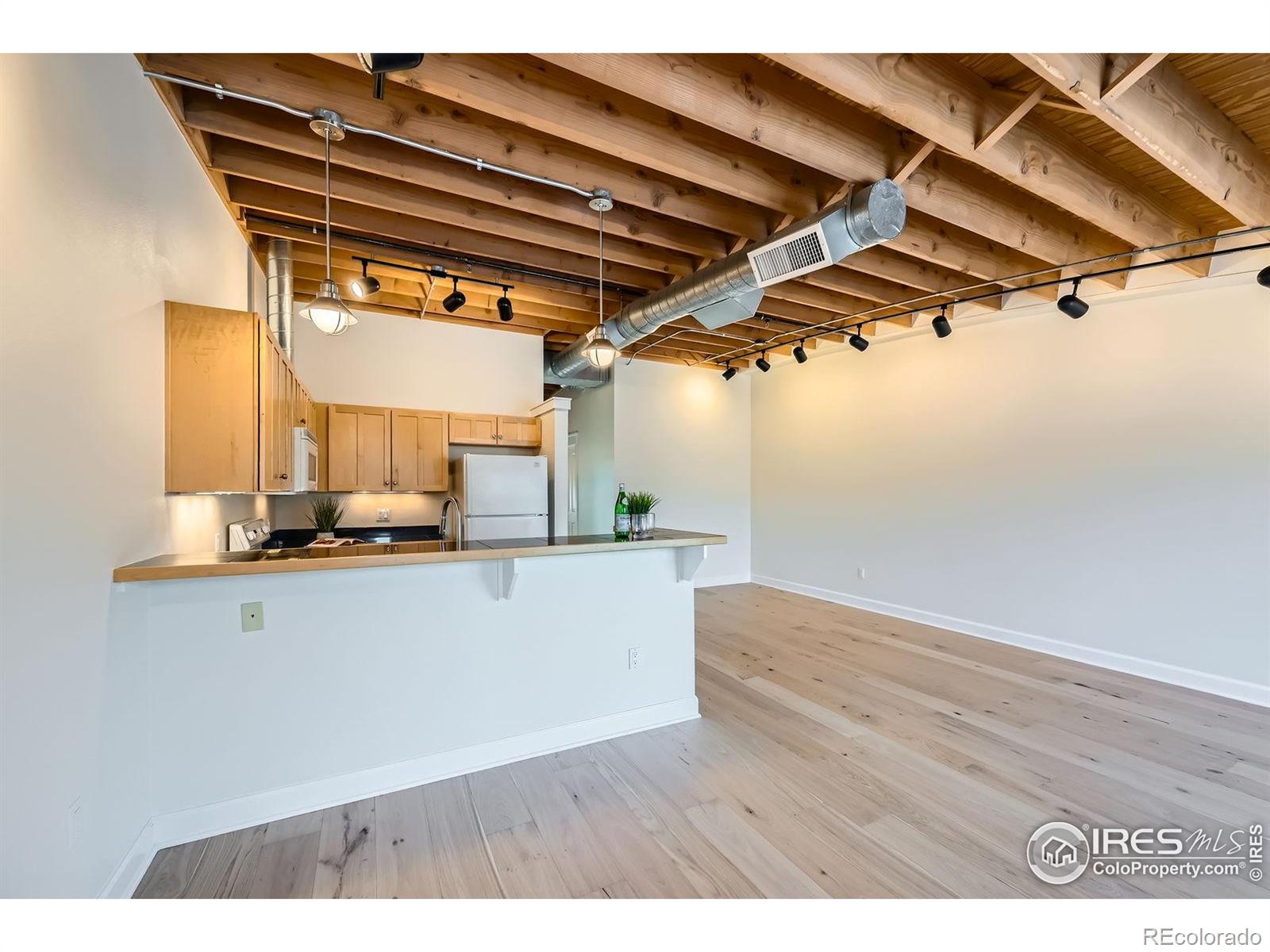 MLS Image #5 for 1941  pearl street,boulder, Colorado