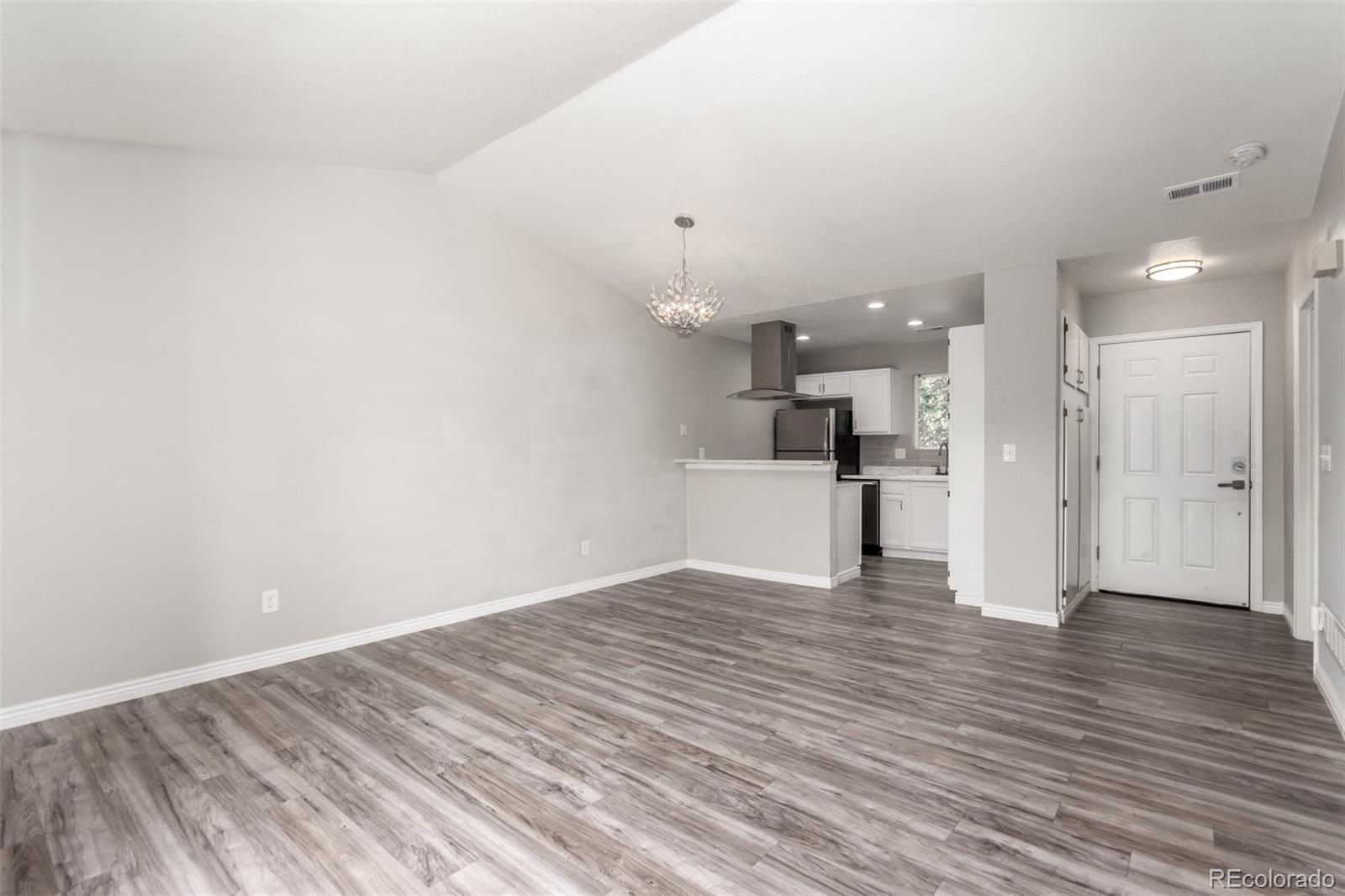 MLS Image #5 for 2267 s buckley road,aurora, Colorado