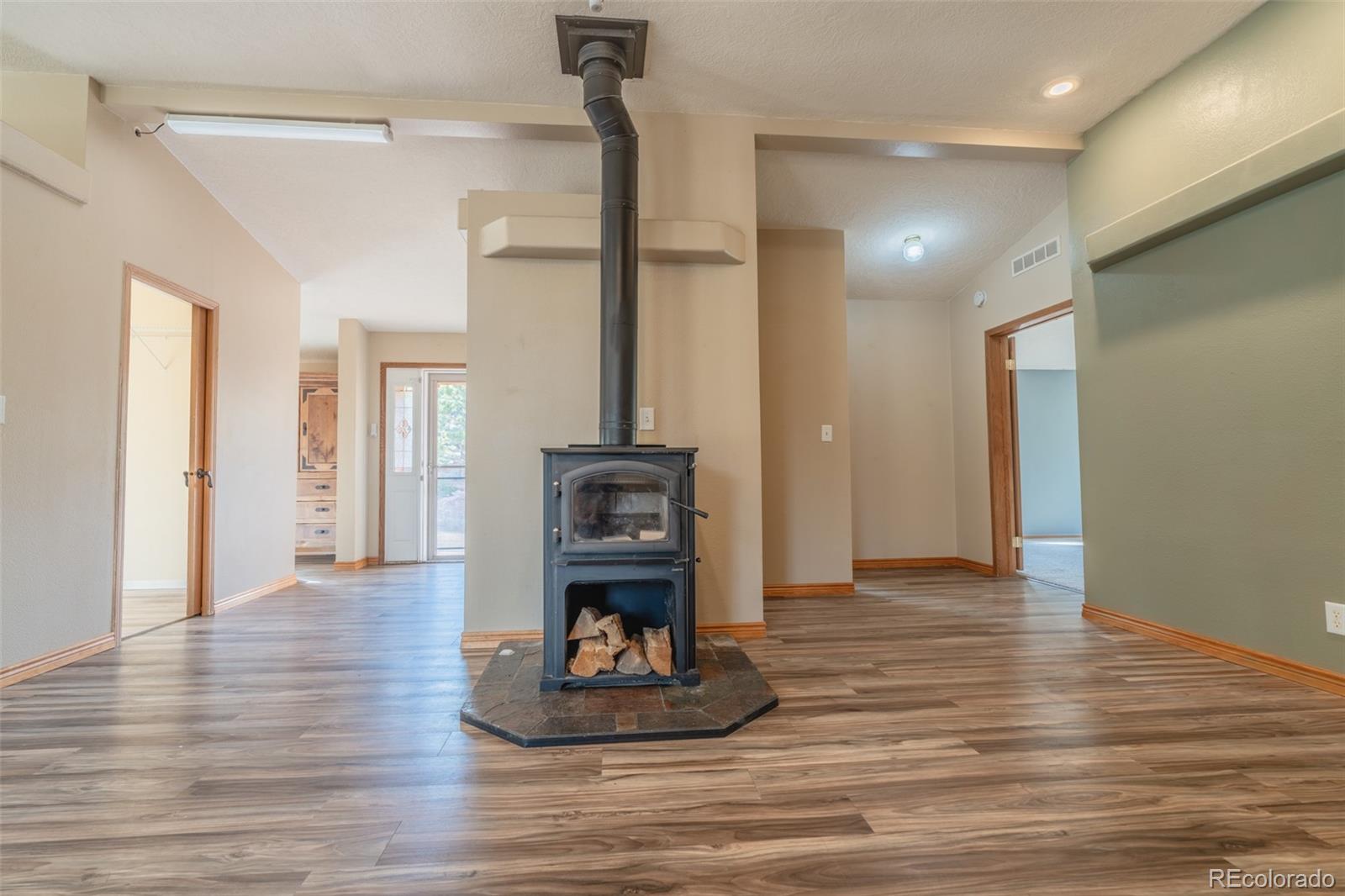 MLS Image #15 for 180  deep cut road,livermore, Colorado