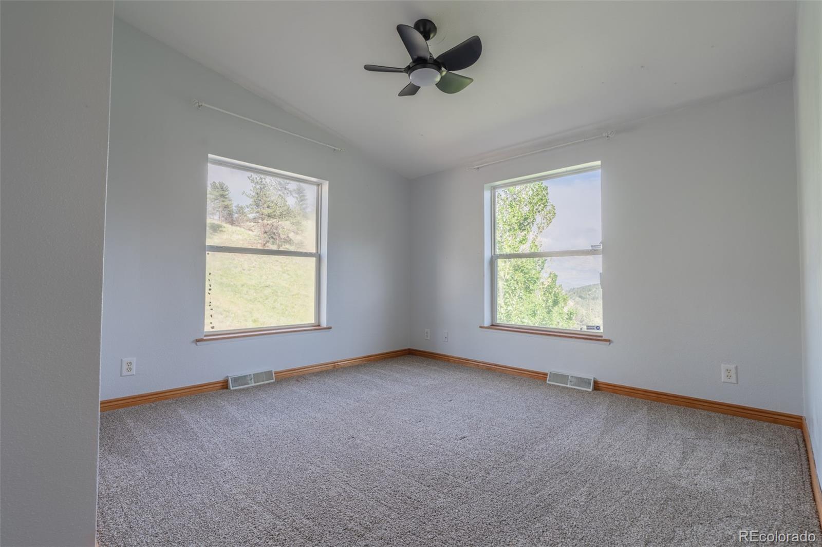 MLS Image #16 for 180  deep cut road,livermore, Colorado