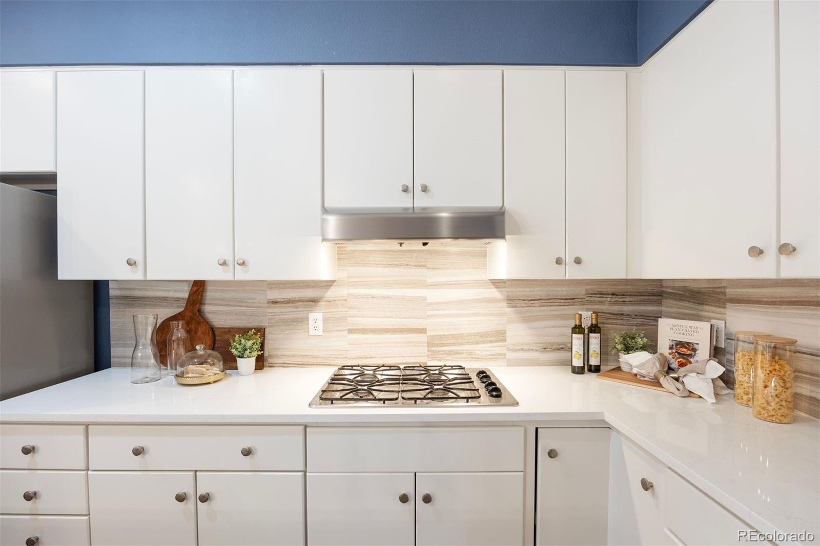 MLS Image #20 for 2 s monroe street,denver, Colorado