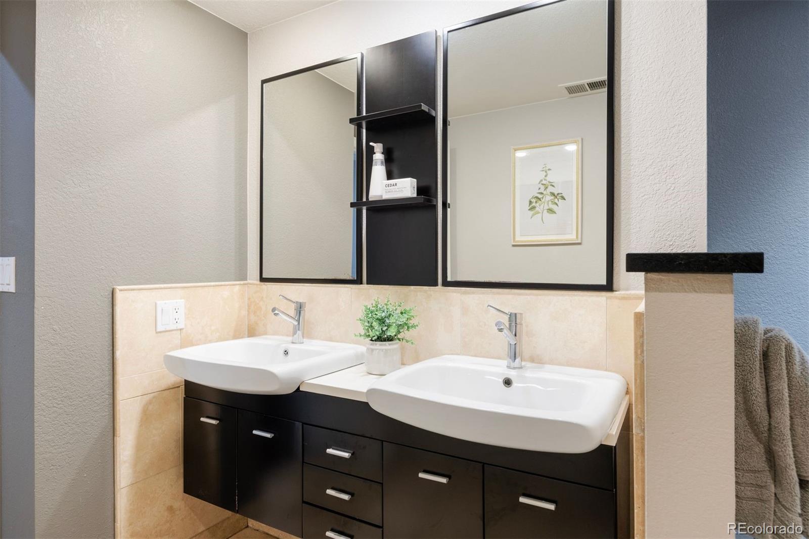 MLS Image #25 for 2 s monroe street,denver, Colorado