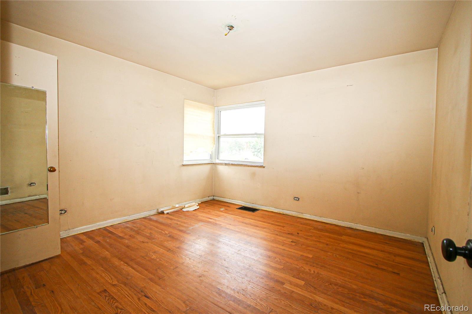 MLS Image #7 for 3301  bellaire street,denver, Colorado