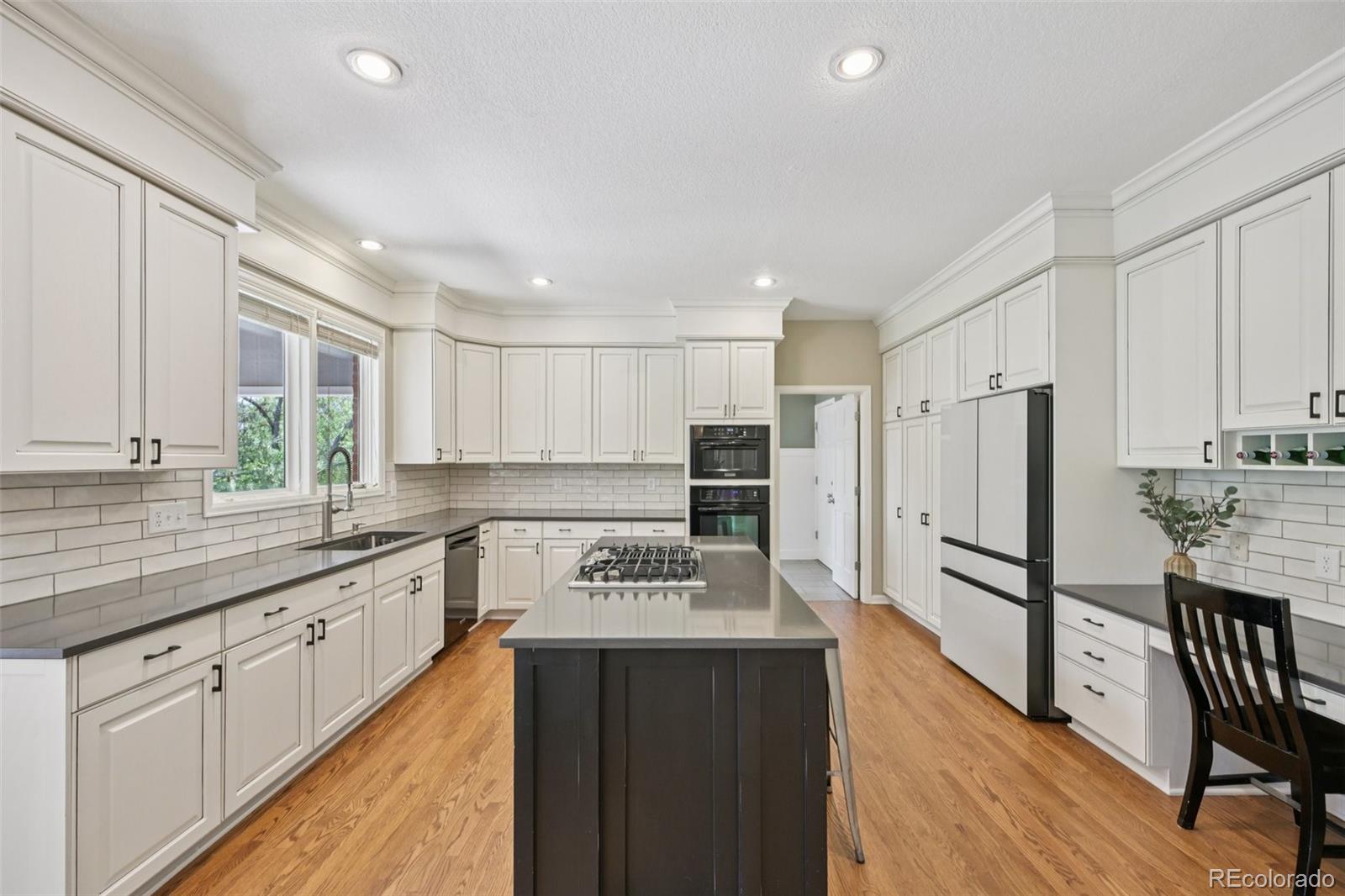 MLS Image #11 for 5528 s jasper way,centennial, Colorado