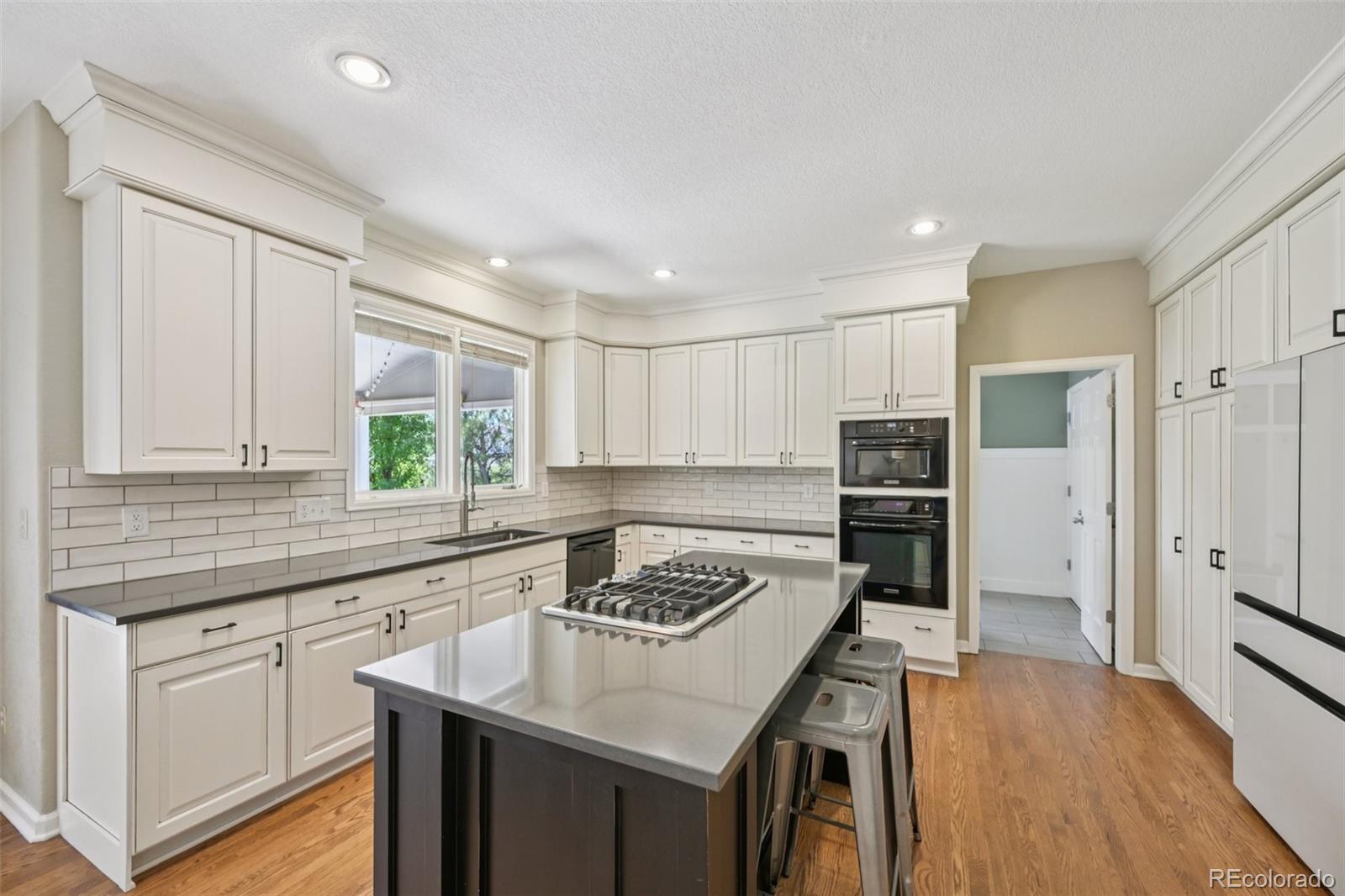 MLS Image #8 for 5528 s jasper way,centennial, Colorado