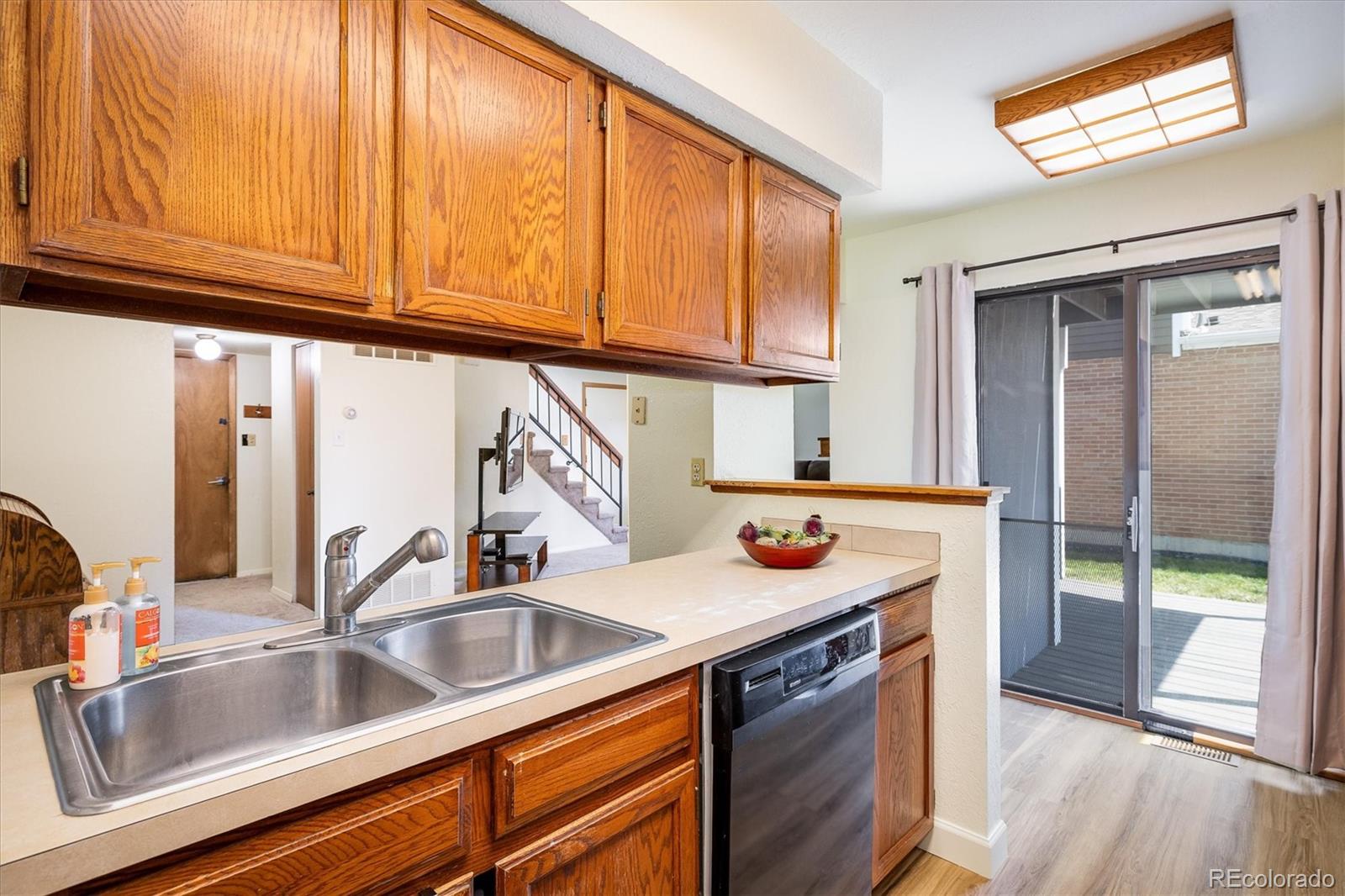 MLS Image #10 for 11779  lincoln street,northglenn, Colorado