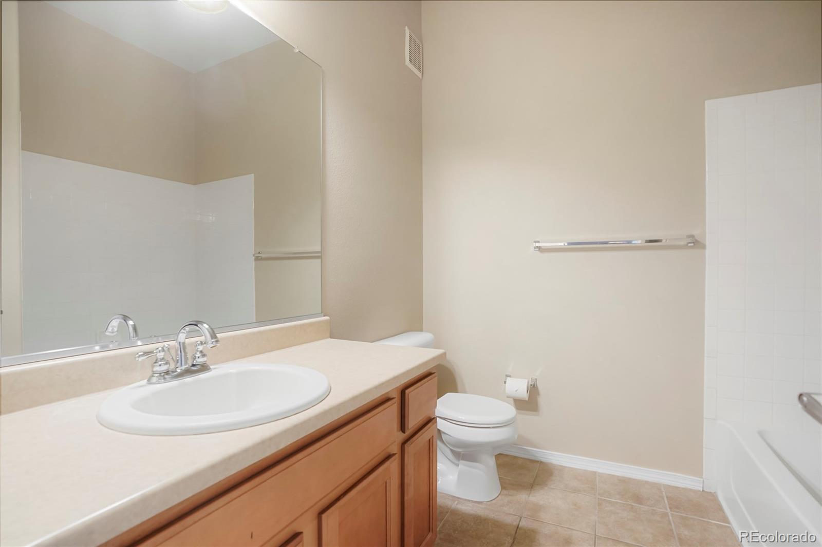 MLS Image #16 for 8467  canyon rim circle 302,englewood, Colorado