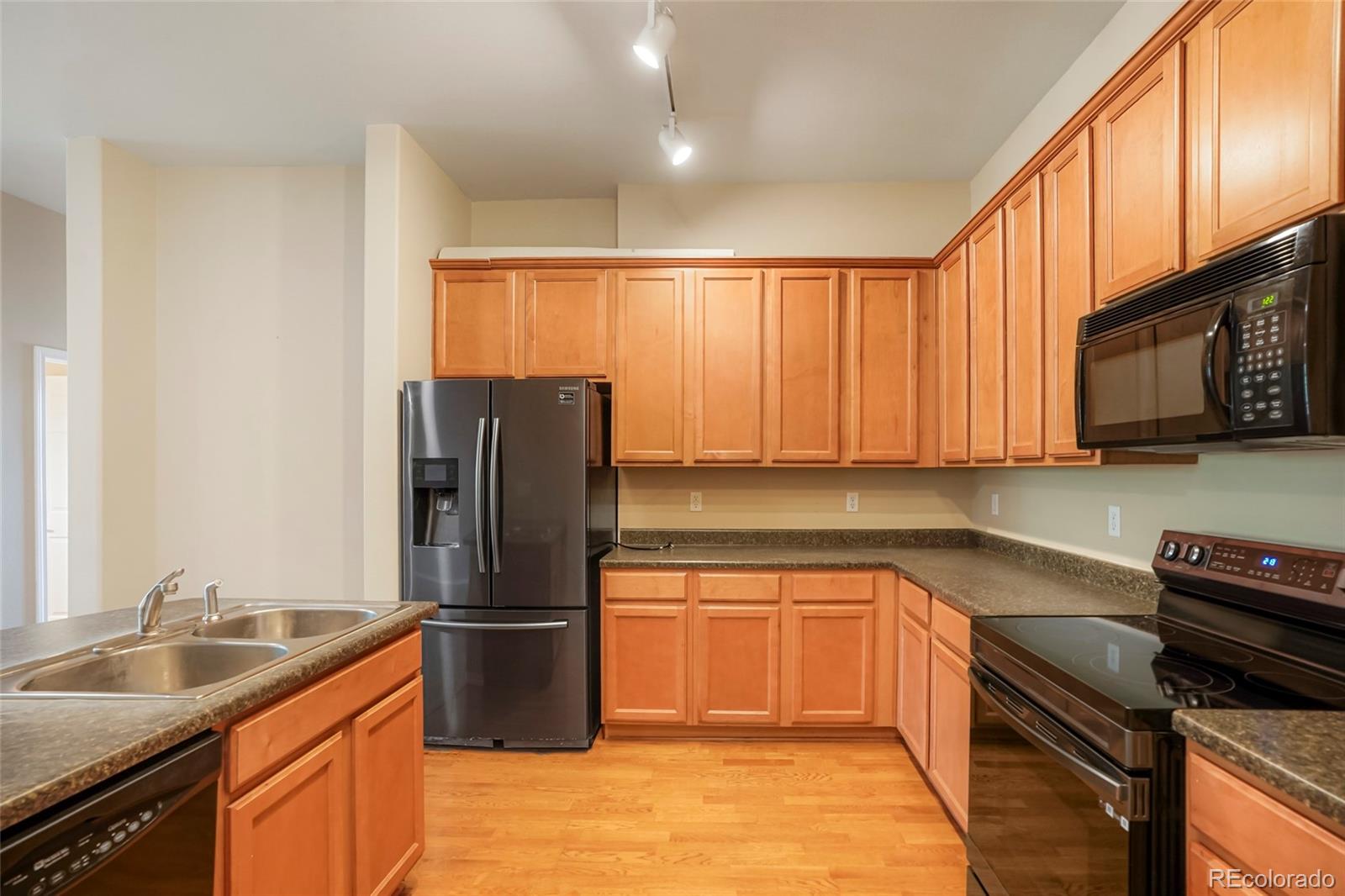 MLS Image #2 for 8467  canyon rim circle 302,englewood, Colorado