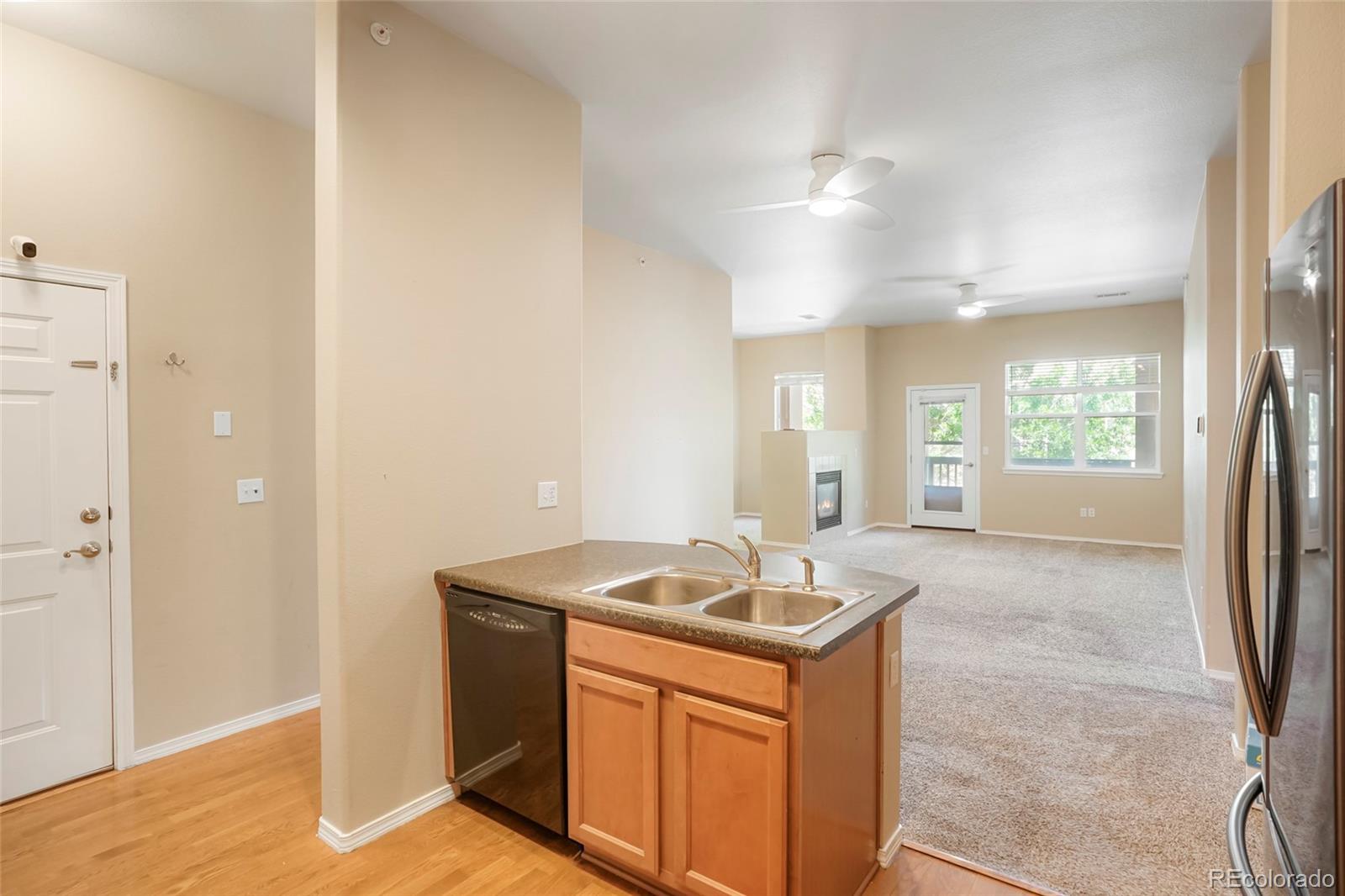 MLS Image #4 for 8467  canyon rim circle 302,englewood, Colorado