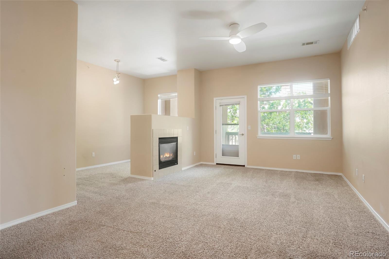 MLS Image #5 for 8467  canyon rim circle 302,englewood, Colorado