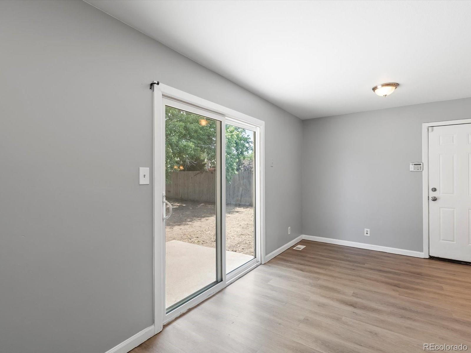 MLS Image #13 for 5542  crown boulevard,denver, Colorado