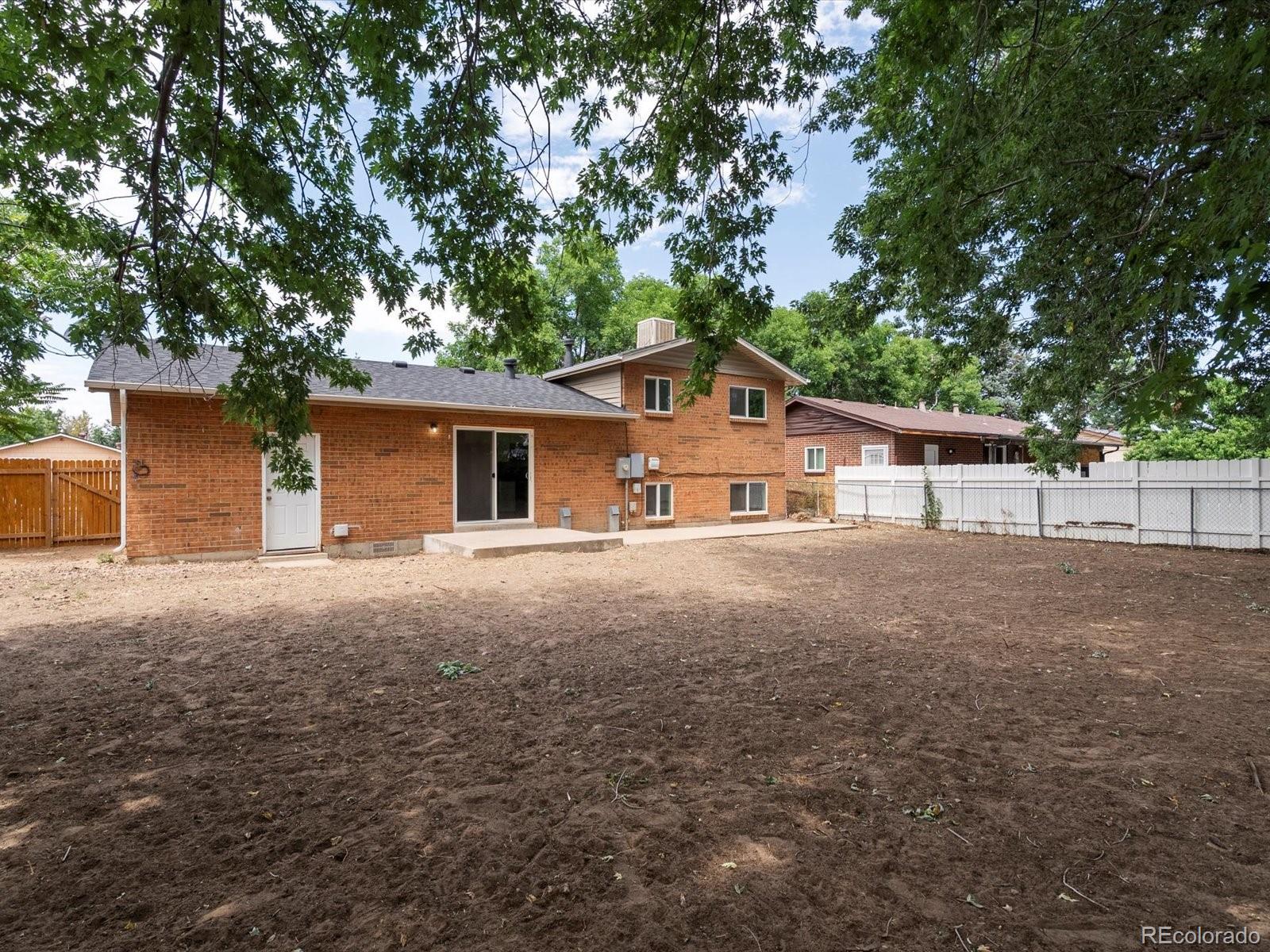 MLS Image #25 for 5542  crown boulevard,denver, Colorado