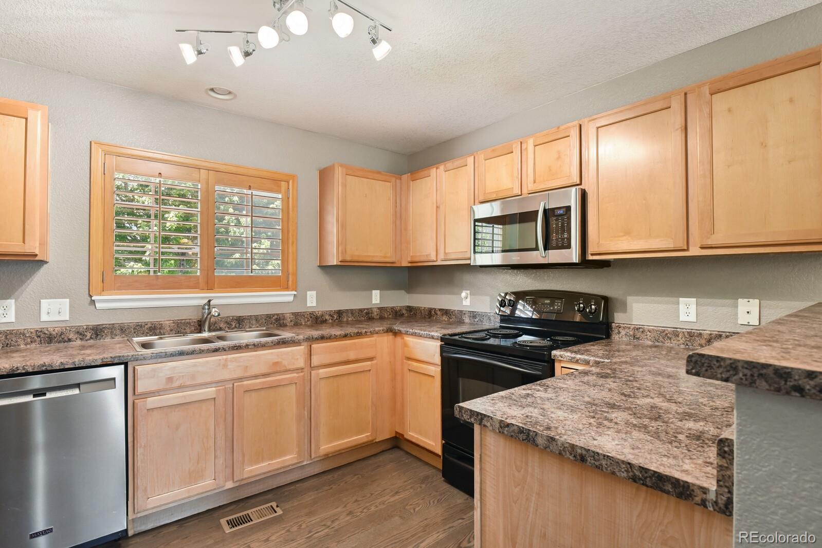MLS Image #13 for 1484  nemrick place,castle rock, Colorado