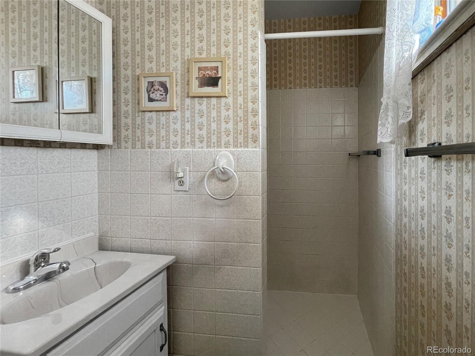 MLS Image #6 for 6236  ingalls court,arvada, Colorado