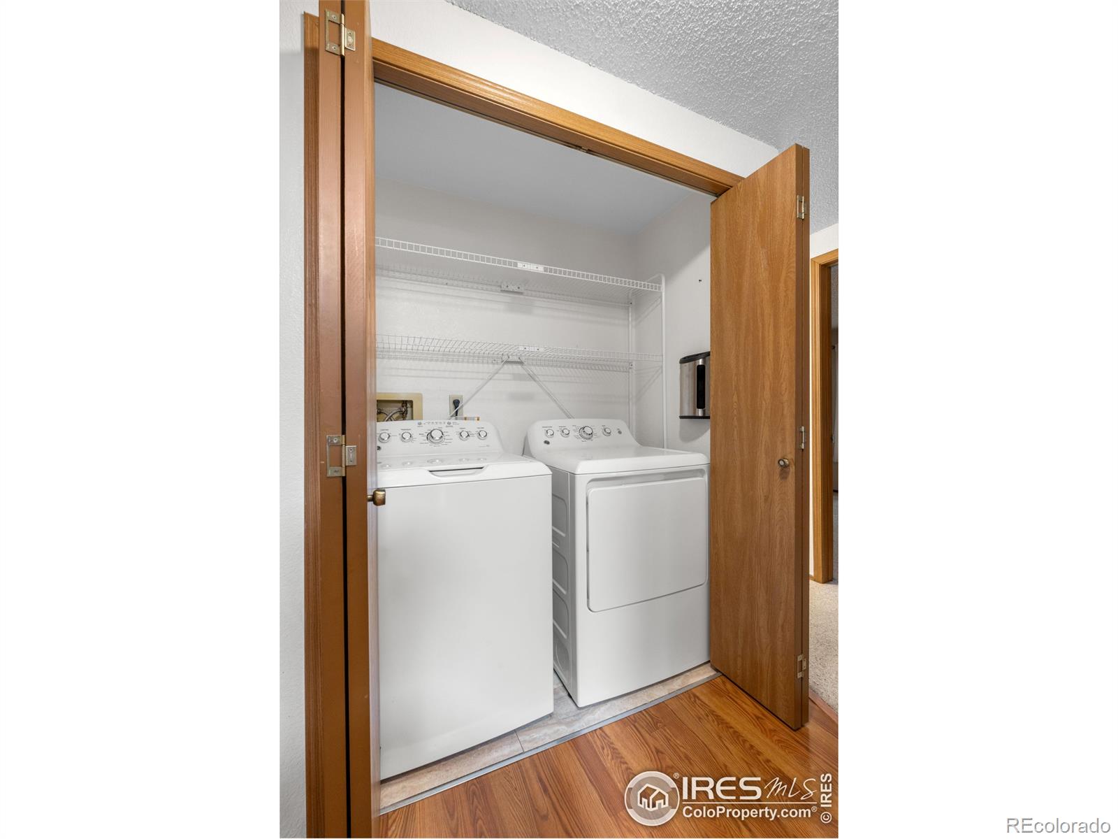 MLS Image #20 for 8416  everett way,arvada, Colorado