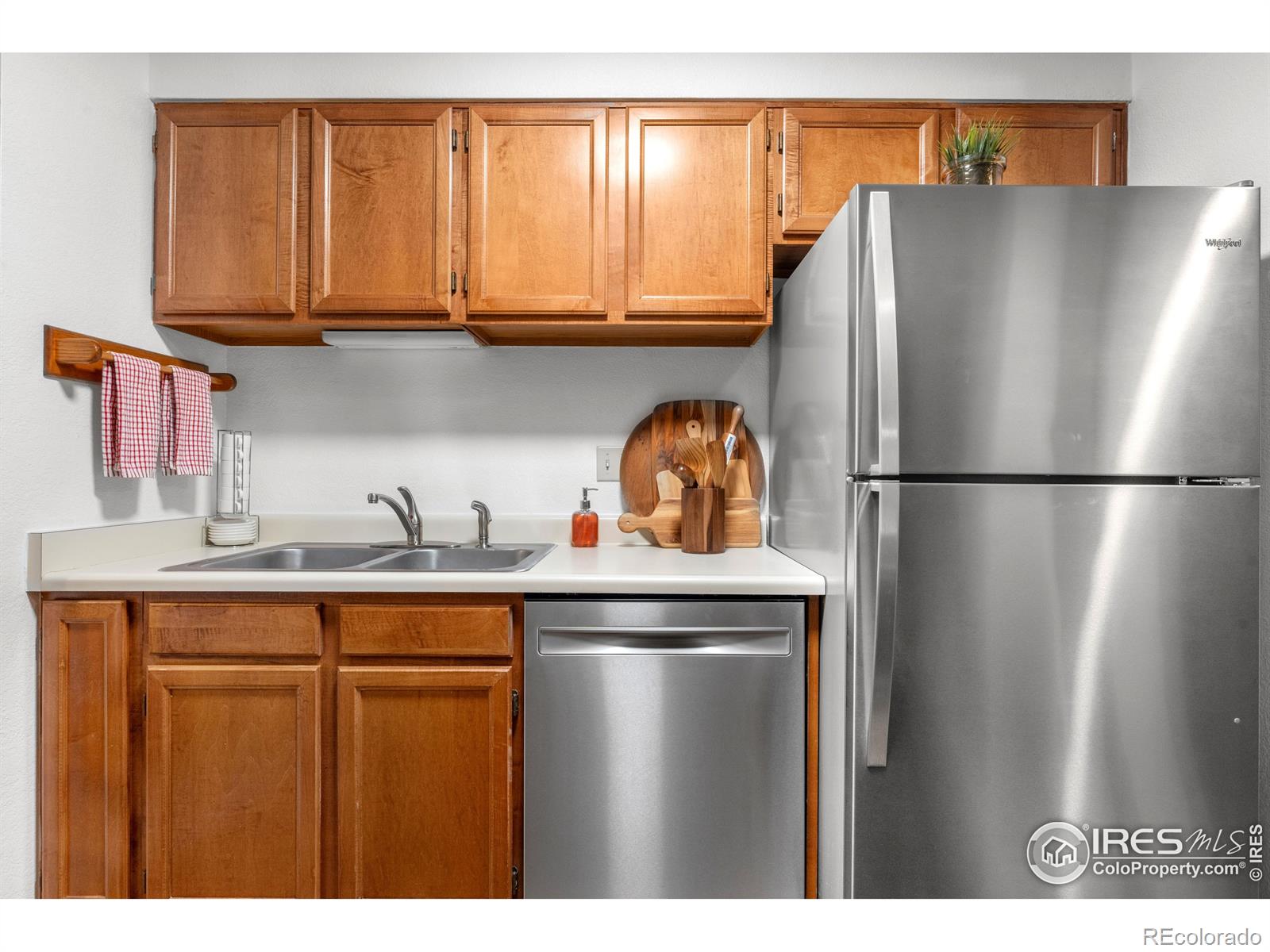 MLS Image #9 for 8416  everett way,arvada, Colorado