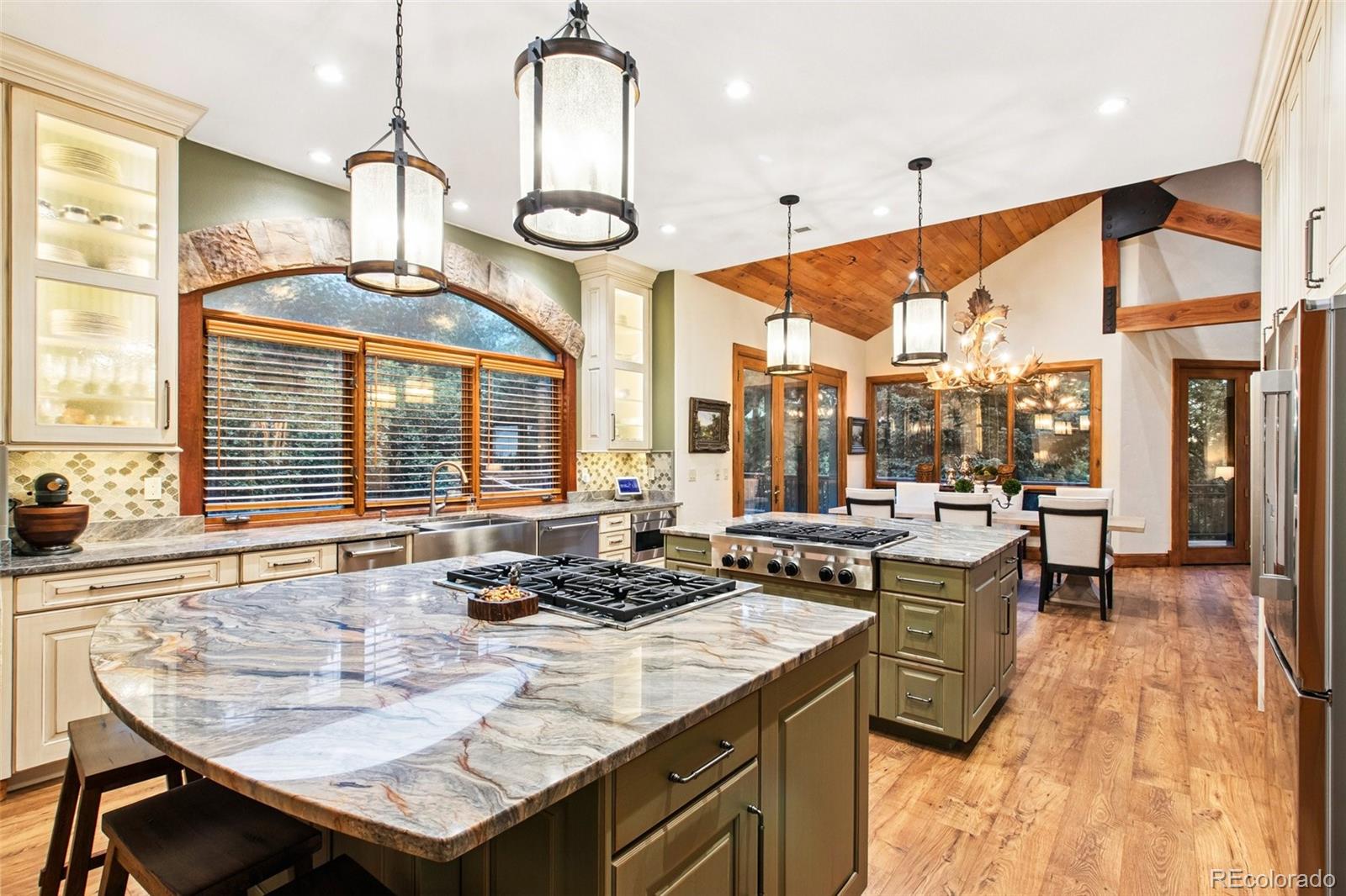 MLS Image #14 for 4679  stone manor heights,colorado springs, Colorado