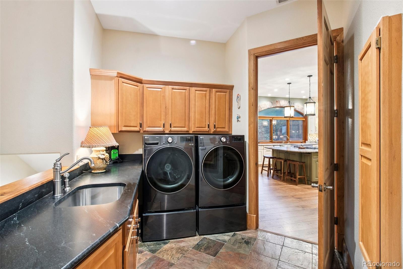 MLS Image #19 for 4679  stone manor heights,colorado springs, Colorado